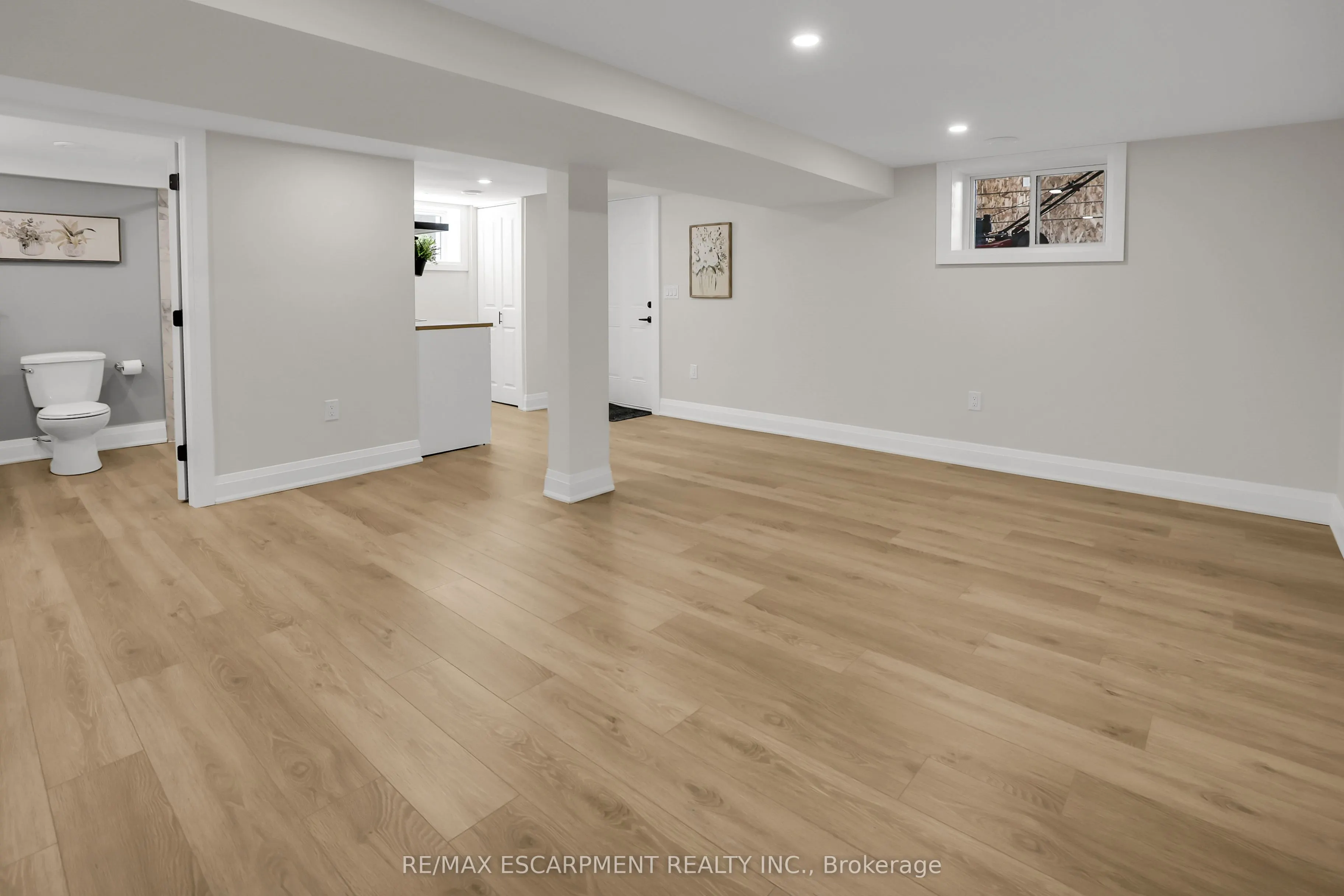 52 Valencourt Drive