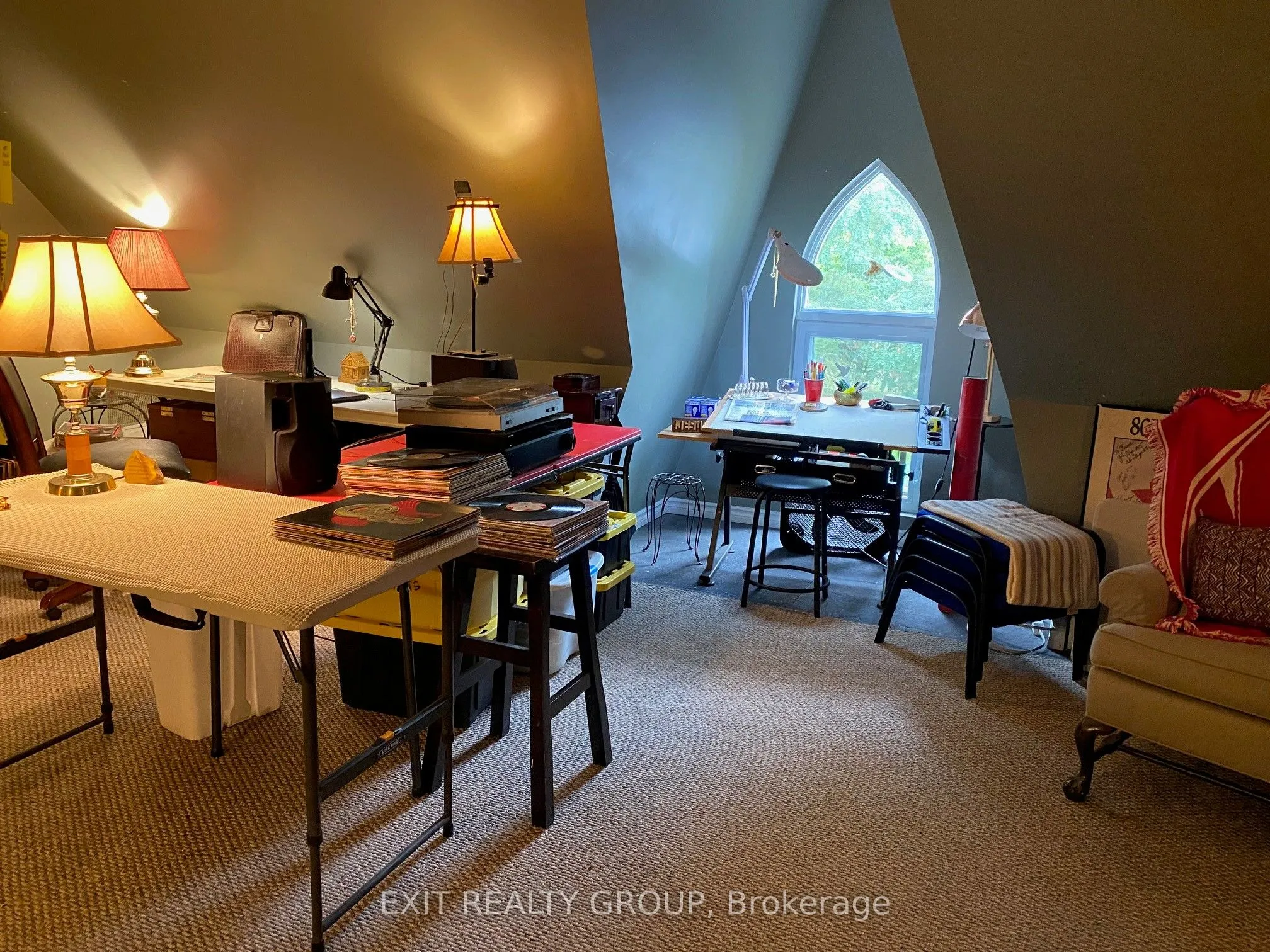 208 Glen Ross Road