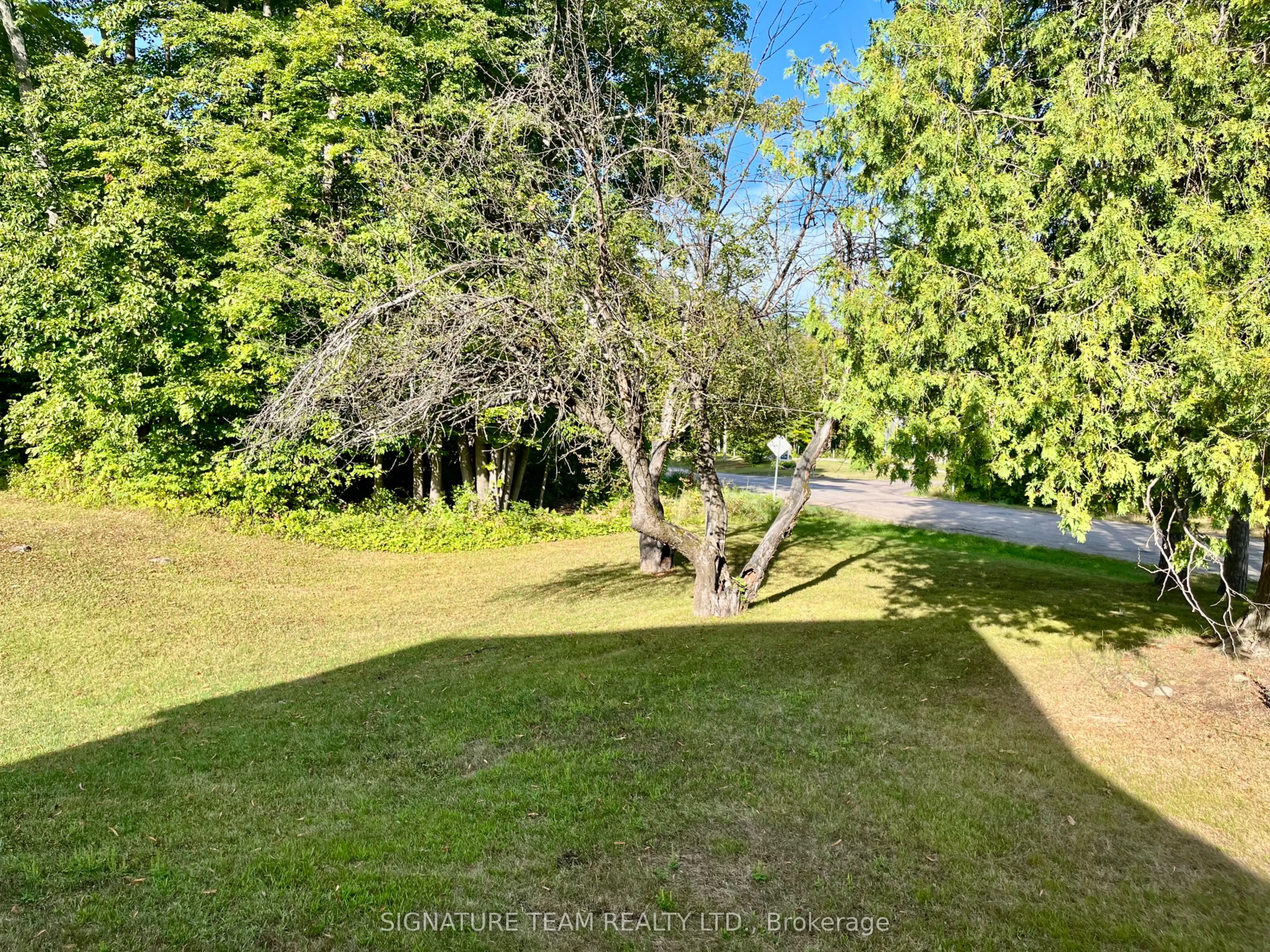 905 Silver Lake Road