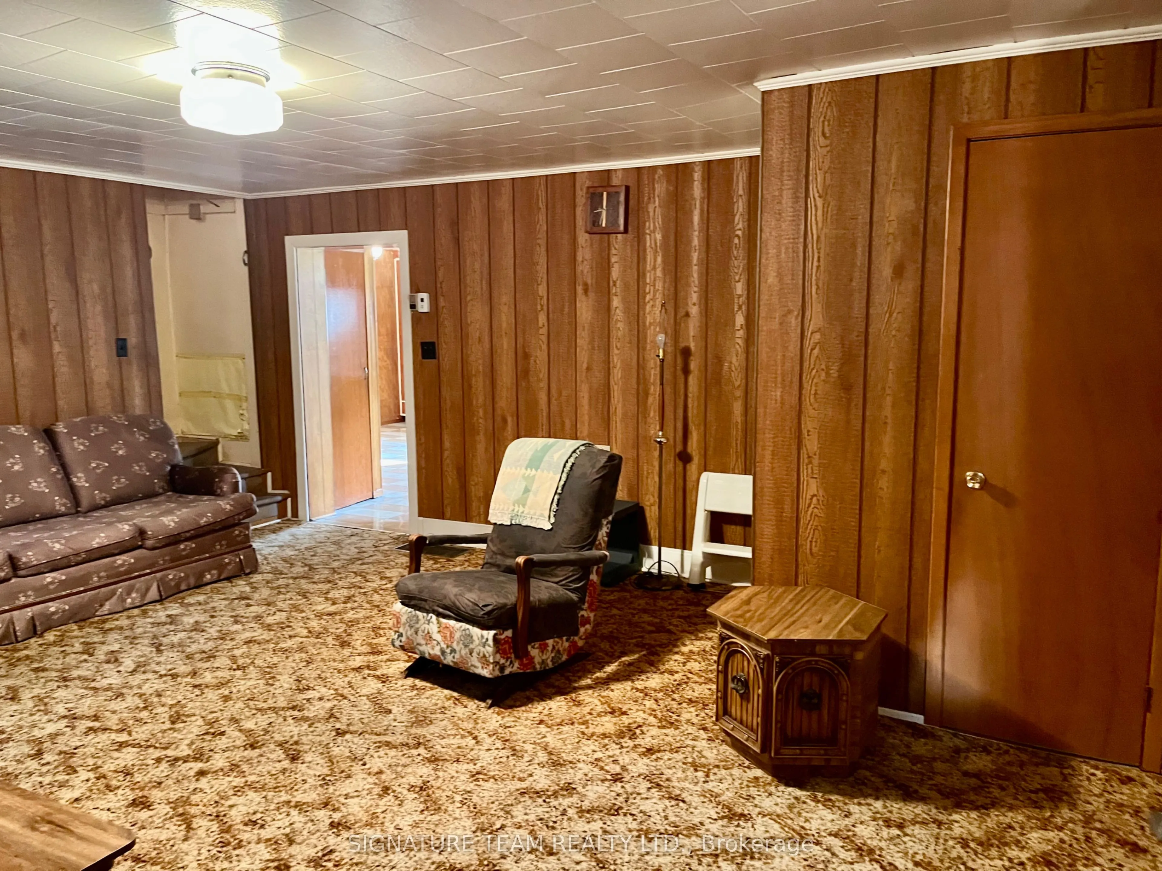 905 Silver Lake Road