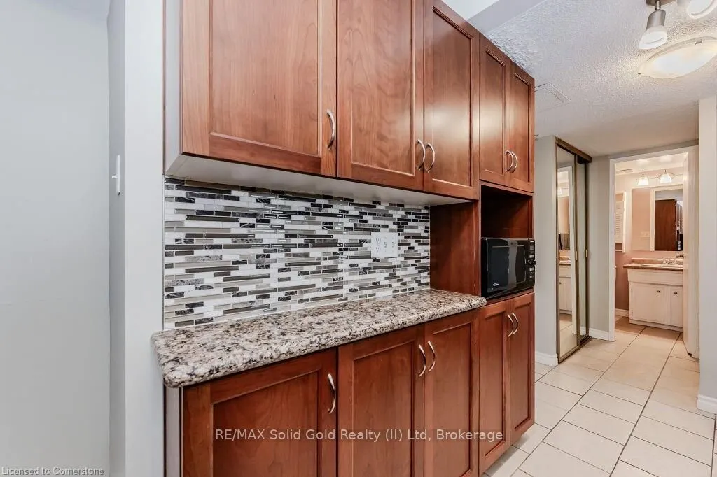 260 Sheldon Avenue N, #808