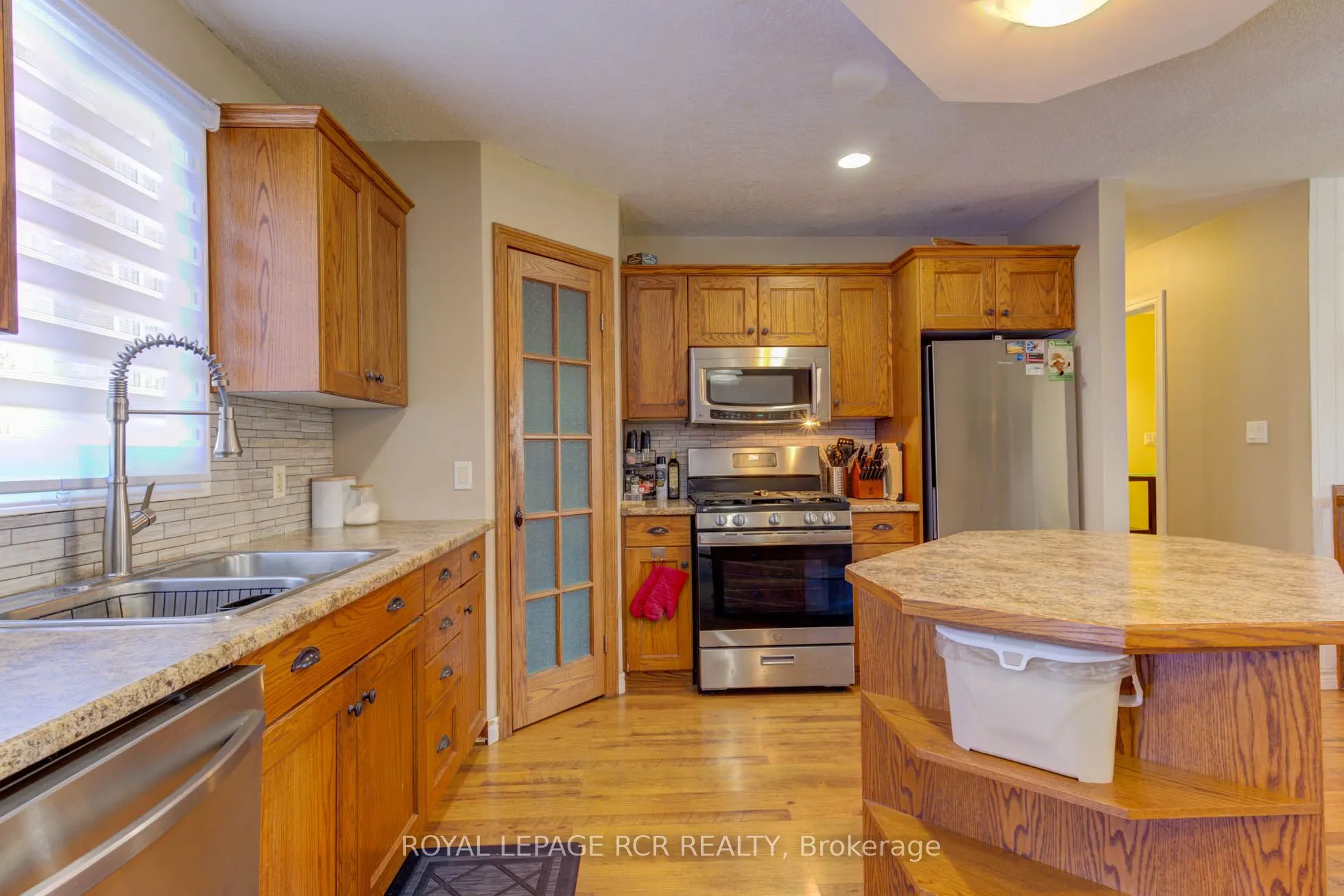 44 Geddes Street W