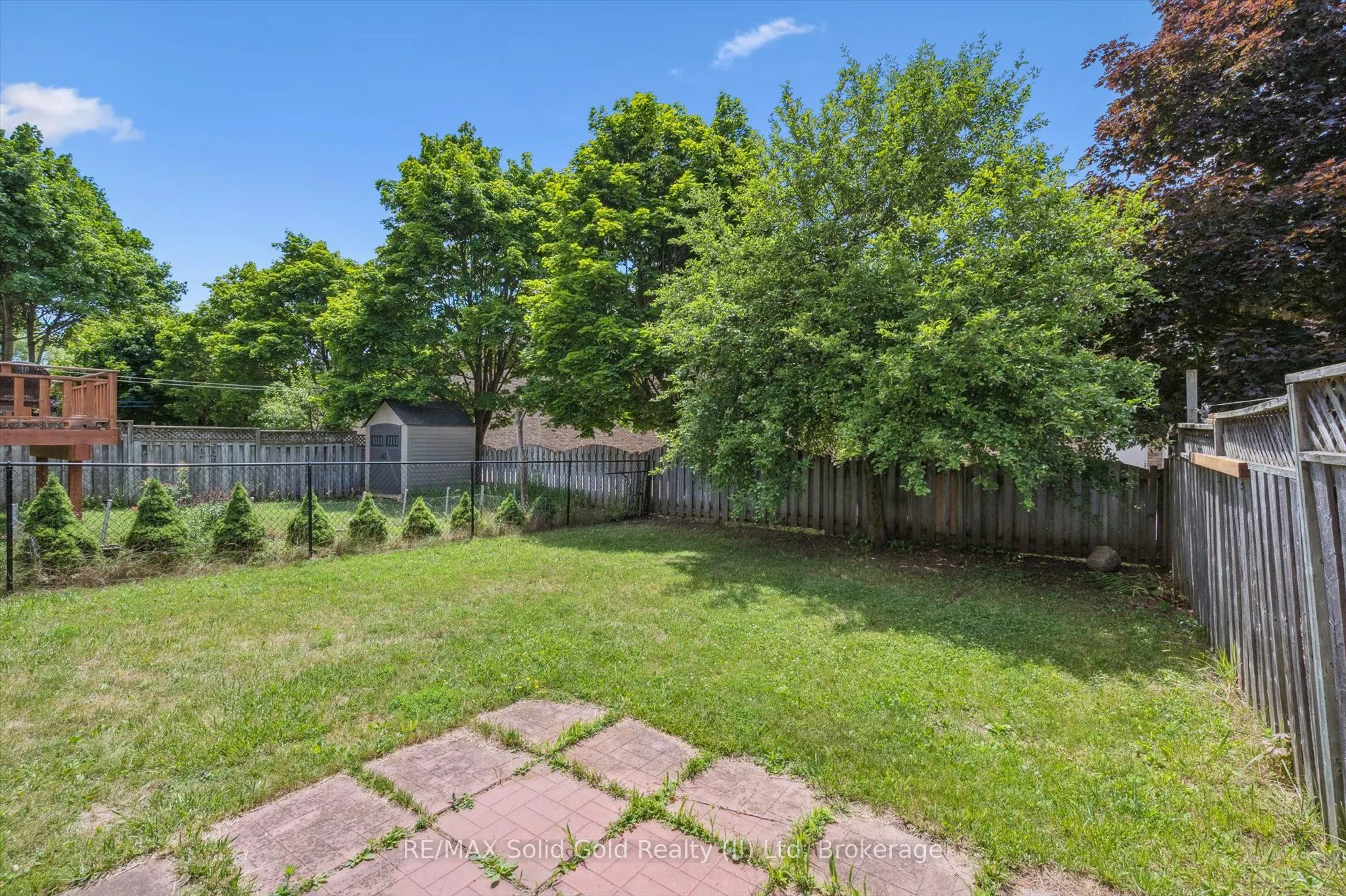 71 Moss Place