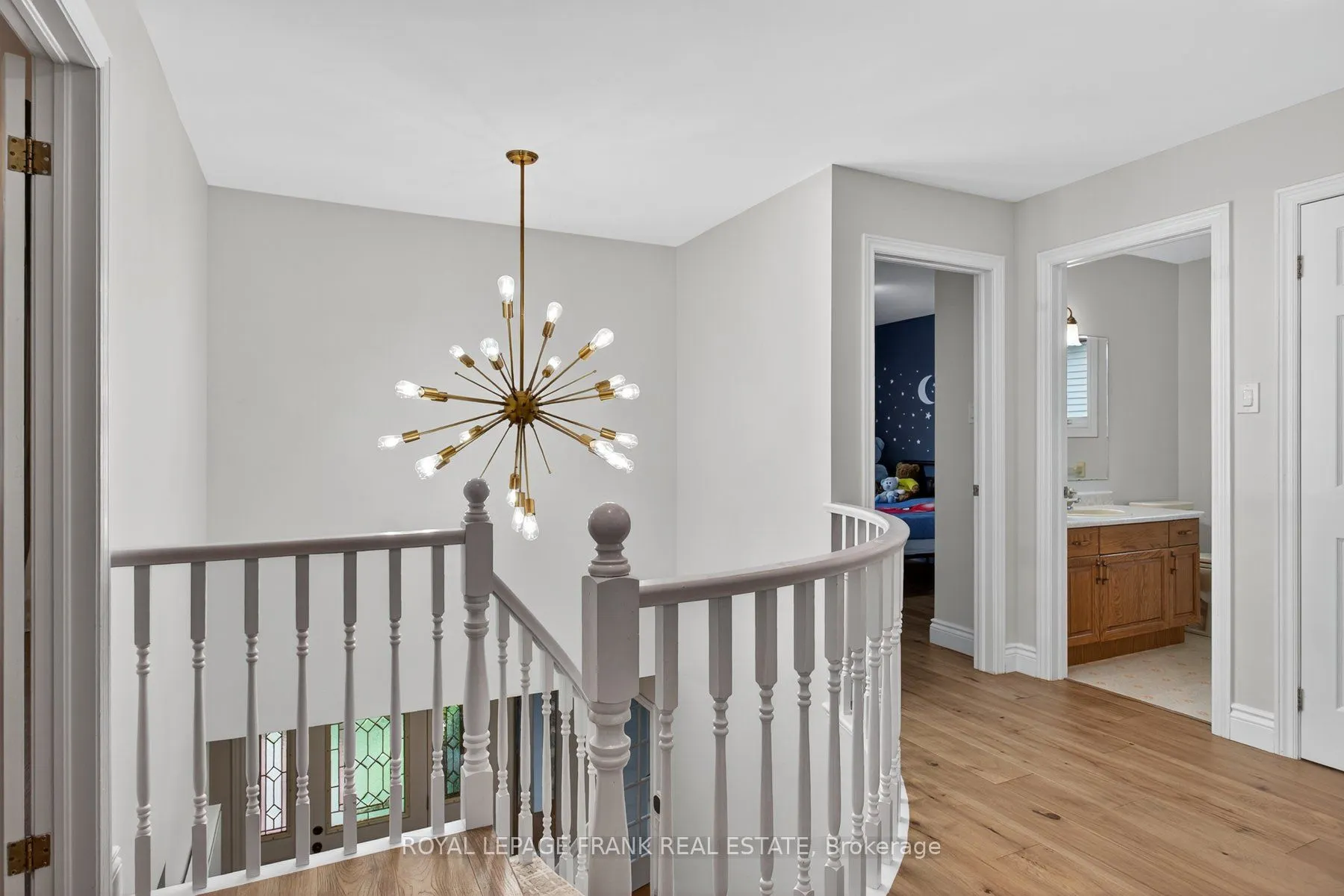 1805 Parkwood Circle