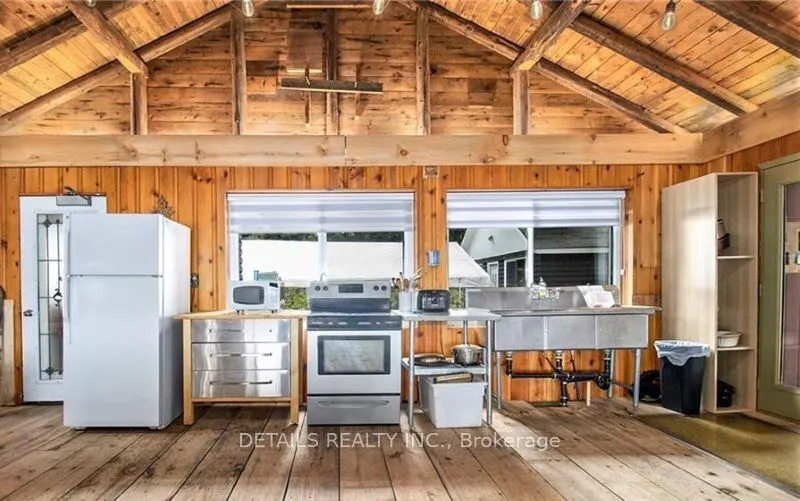 411 Pickerel Bay Road