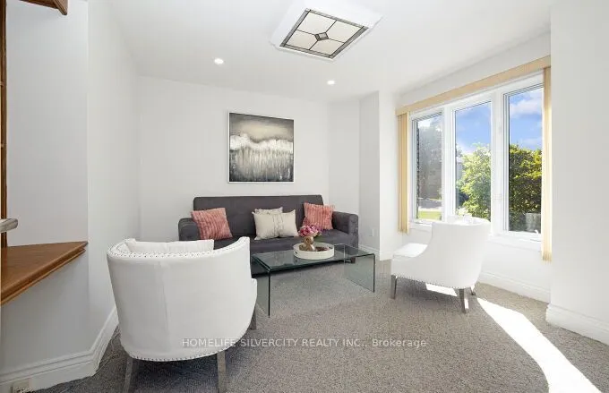126 Montmorency Drive