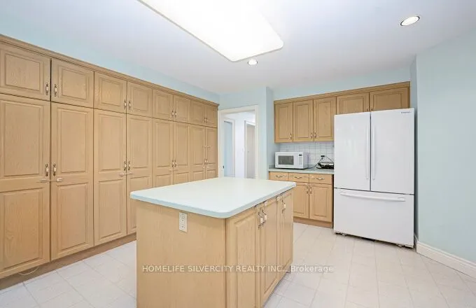 126 Montmorency Drive
