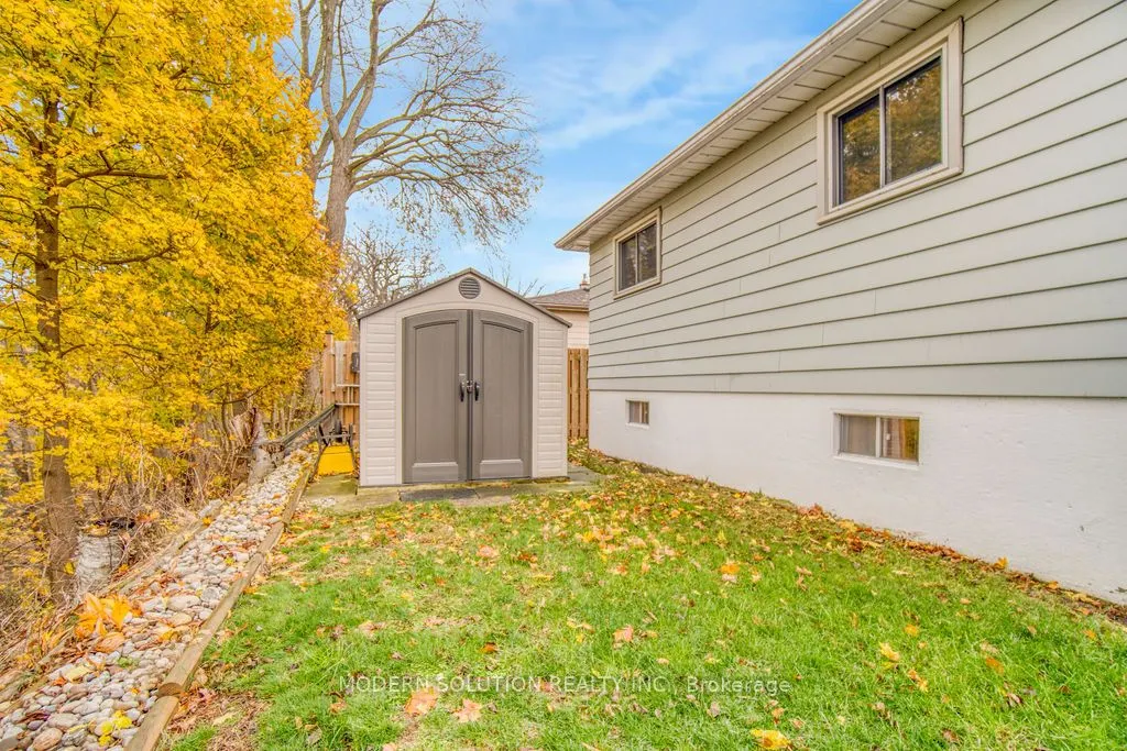 36 Hillcrest Avenue