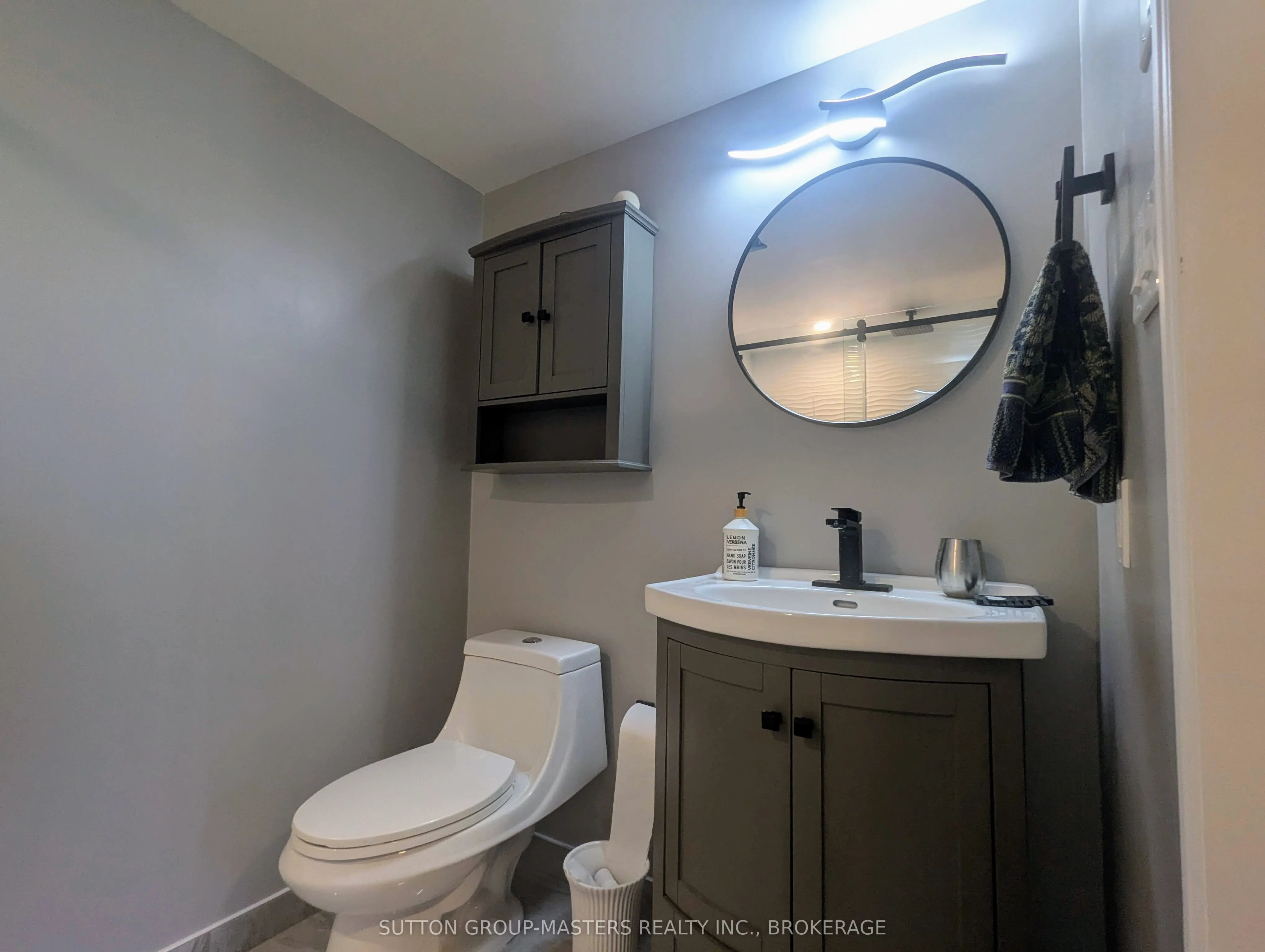 257 Bath Road, #1106