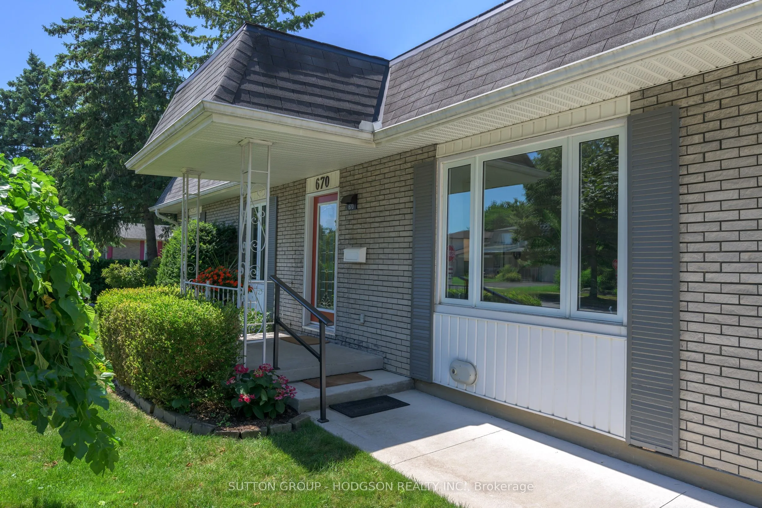 670 Barclay Road