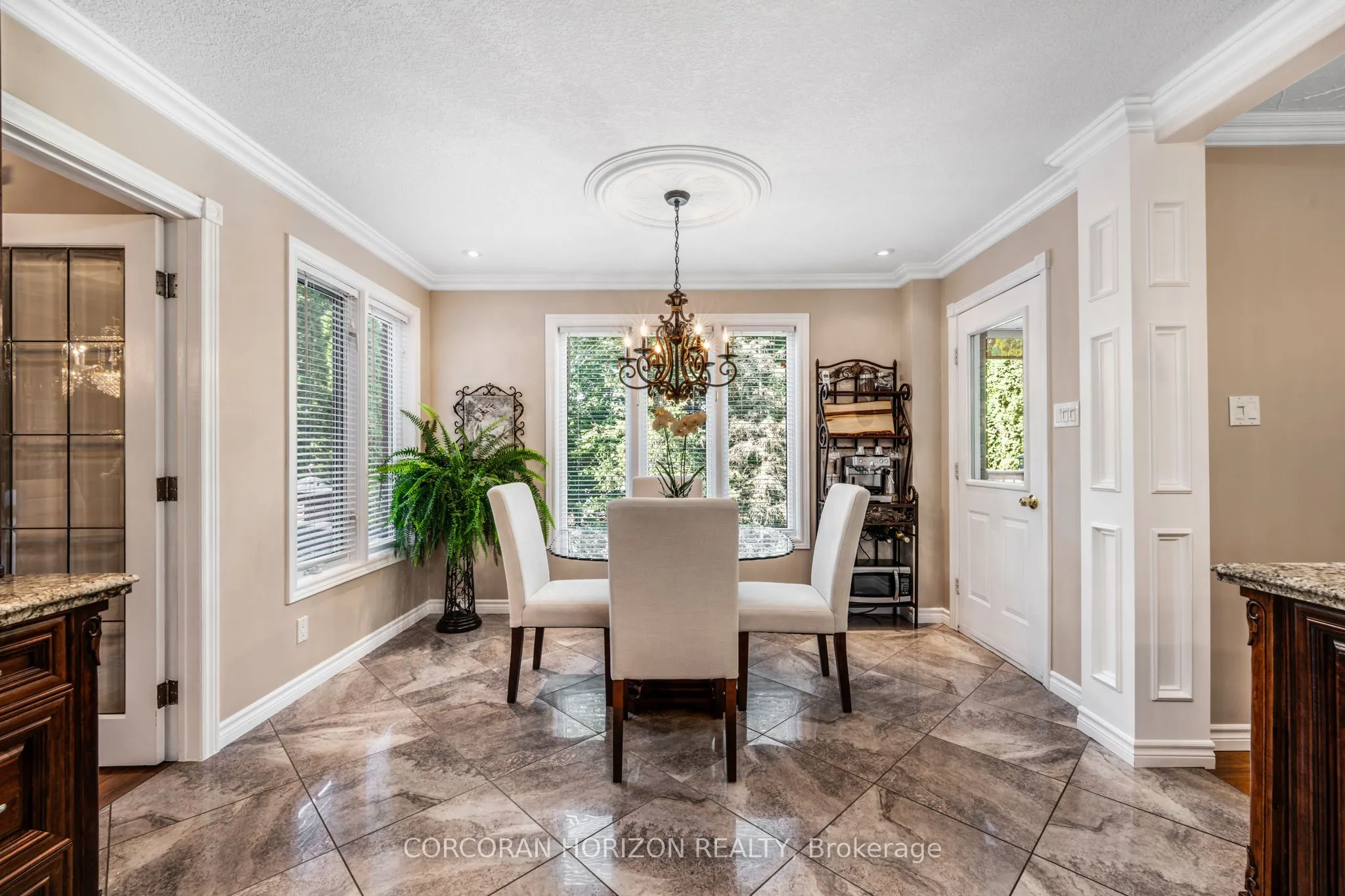 228 Michener Crescent
