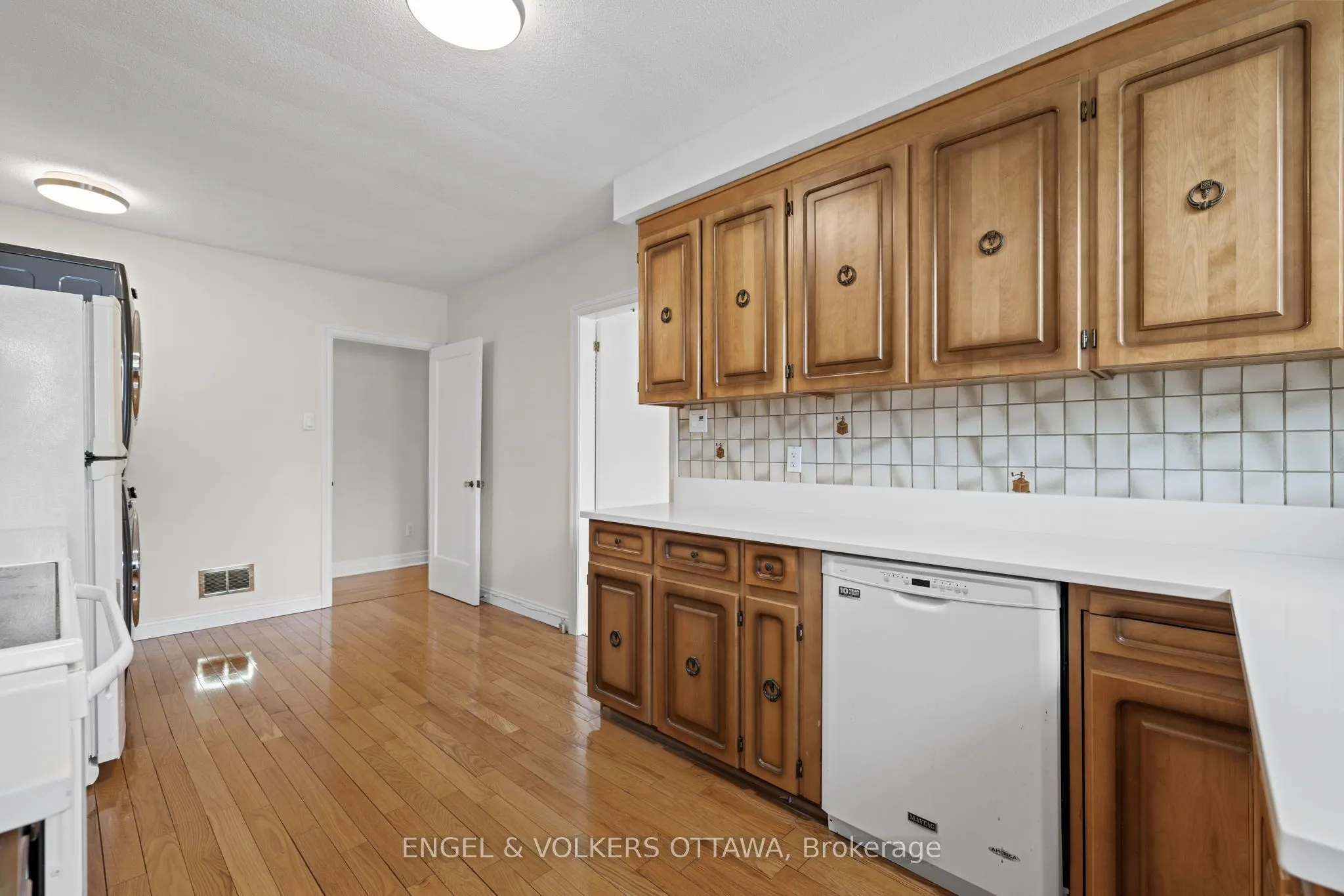 1960 Alta Vista Drive