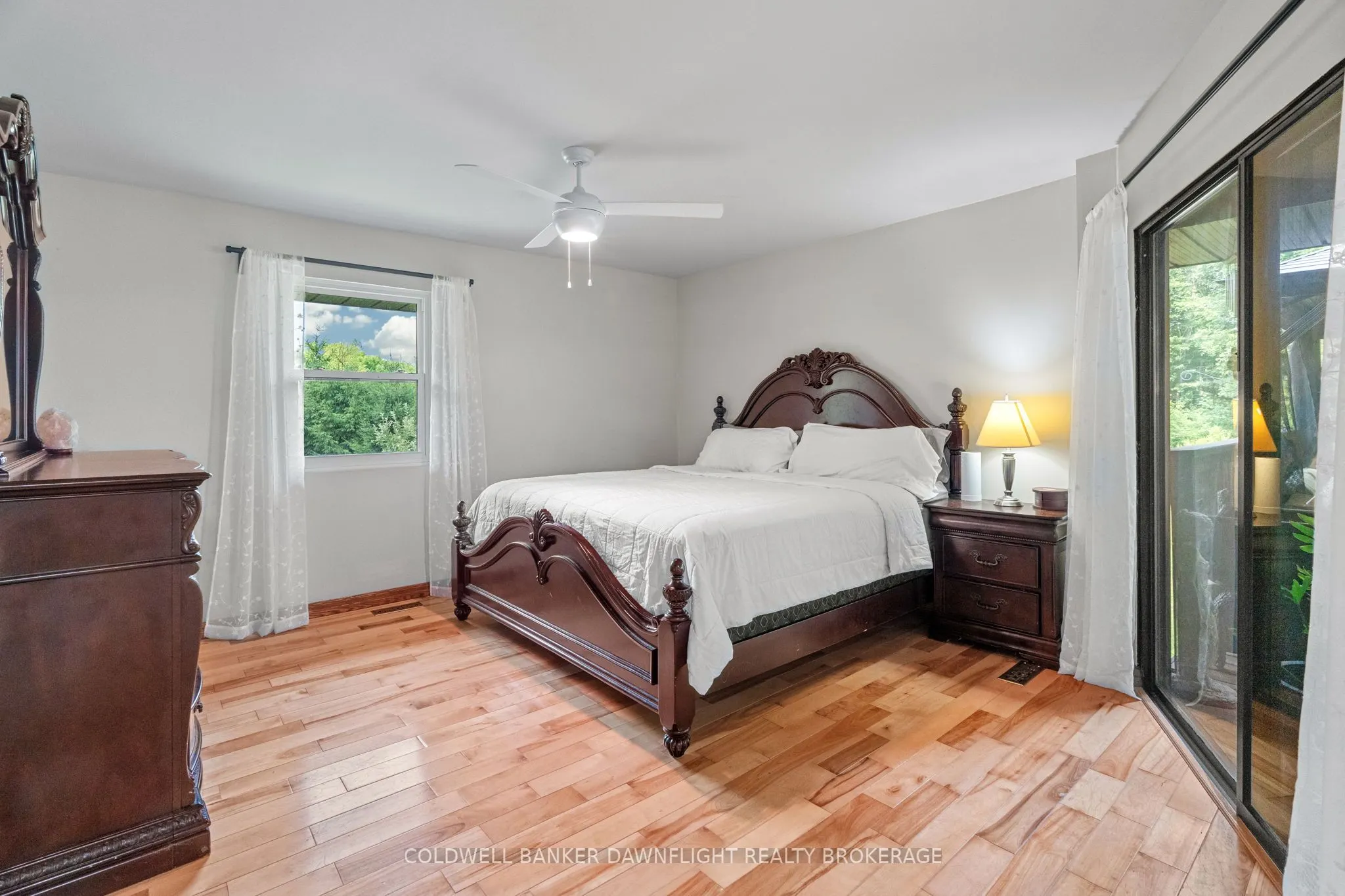 16 Lansdowne Park Crescent