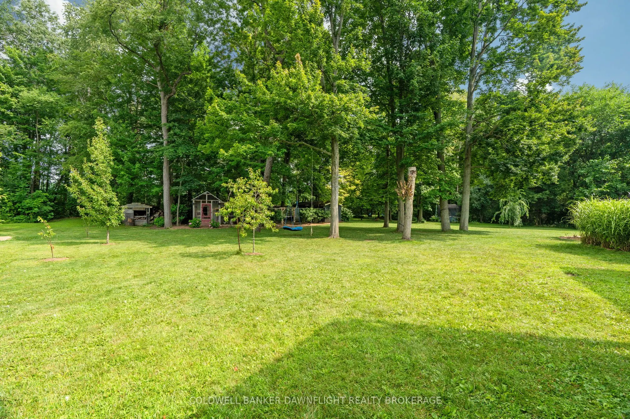 16 Lansdowne Park Crescent
