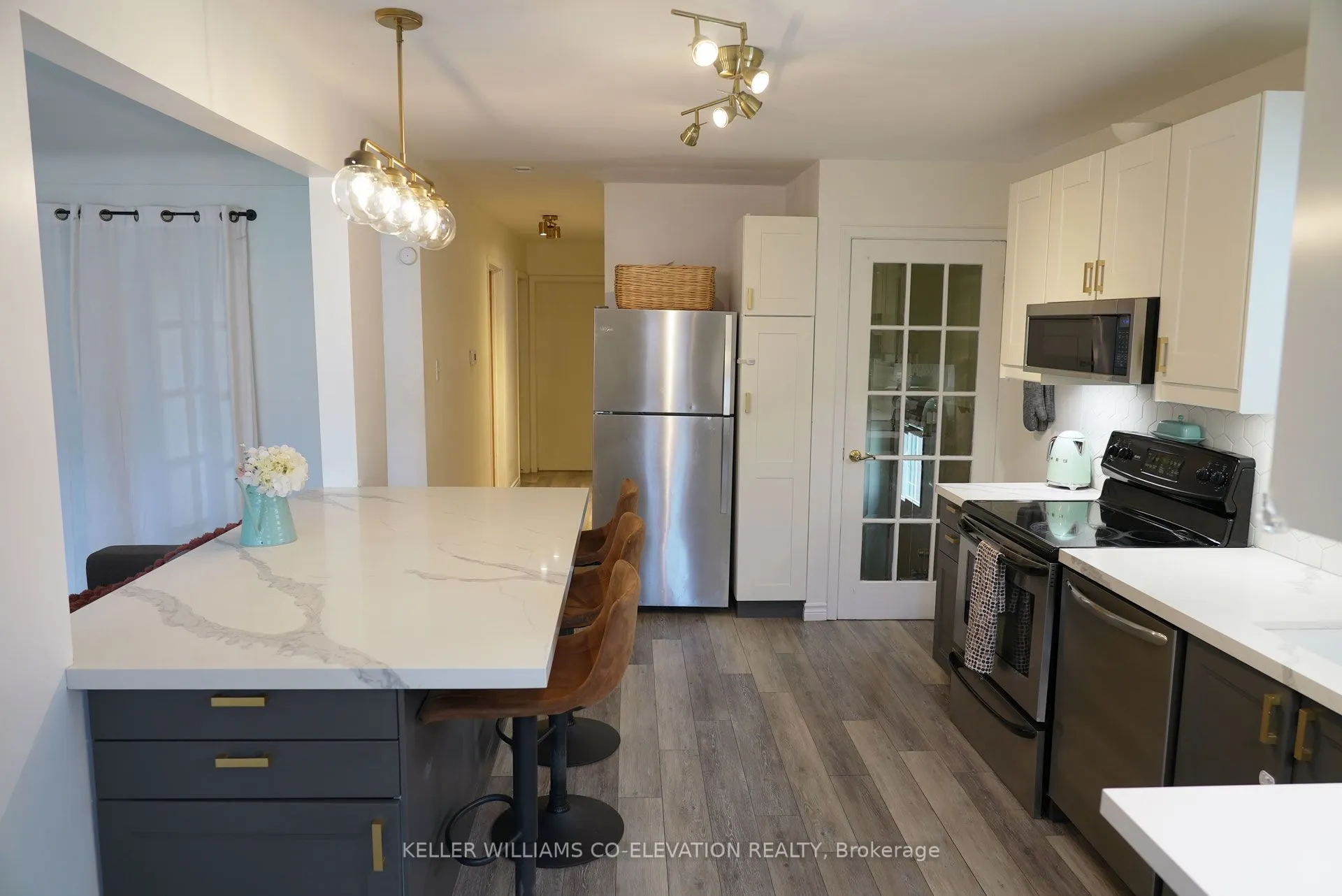 5 Mountain Avenue N