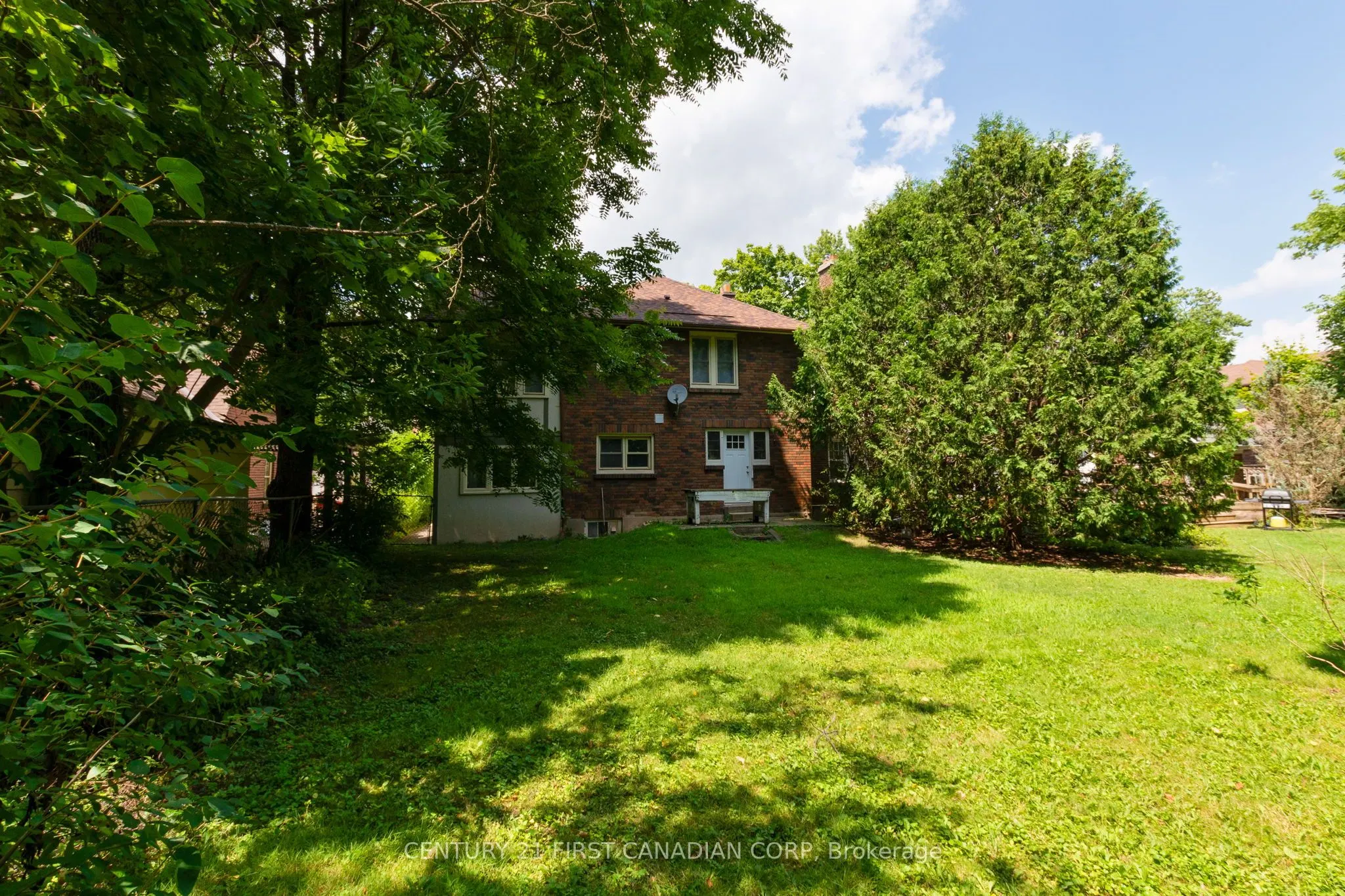 293 Huron Street