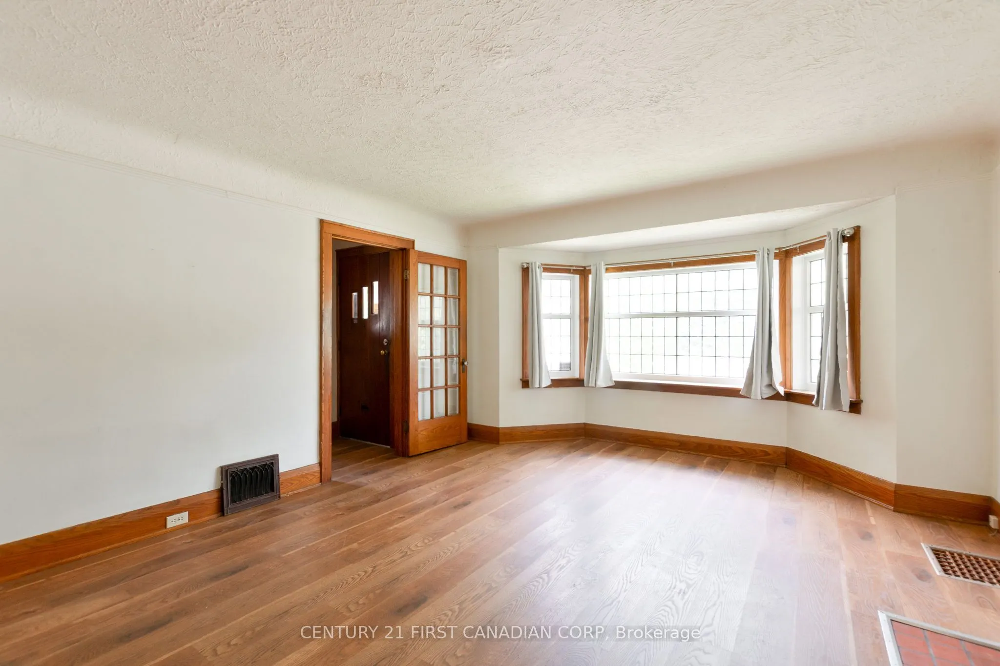 293 Huron Street