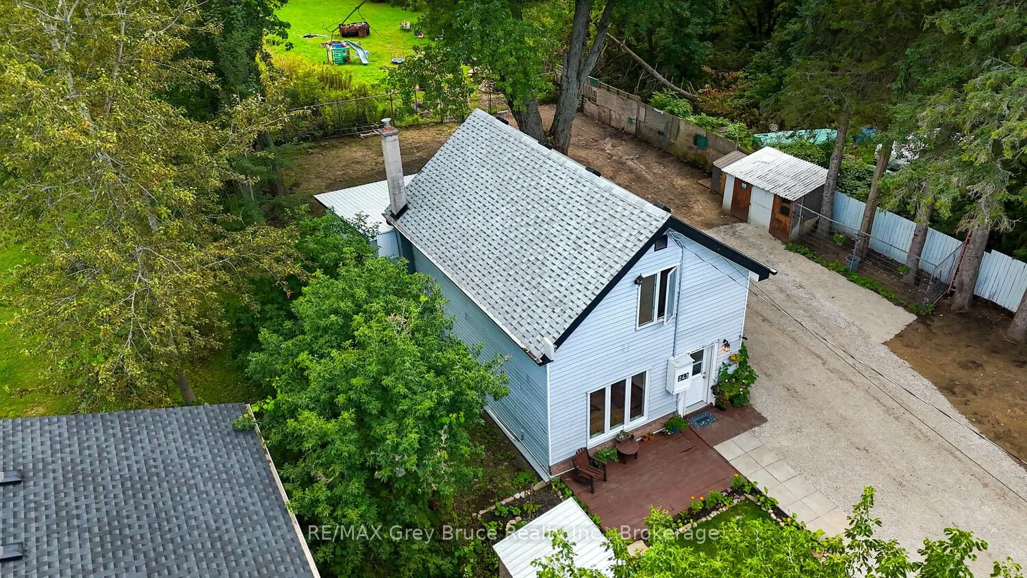 243 Queen Street W