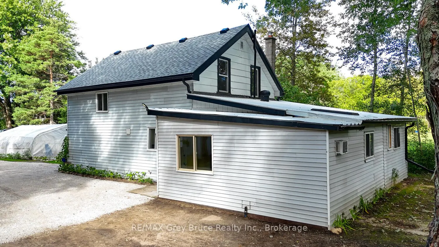 243 Queen Street W