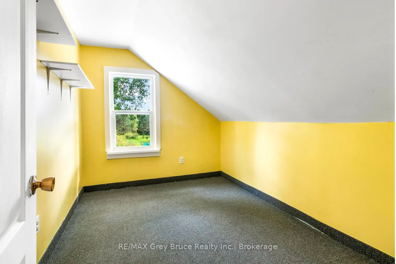243 Queen Street W