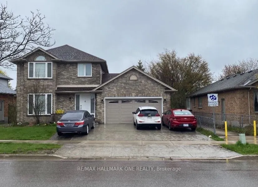 335 AMBLESIDE Drive