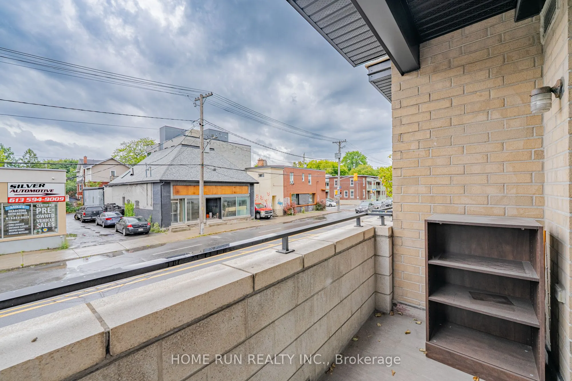 429 Kent Street, #210