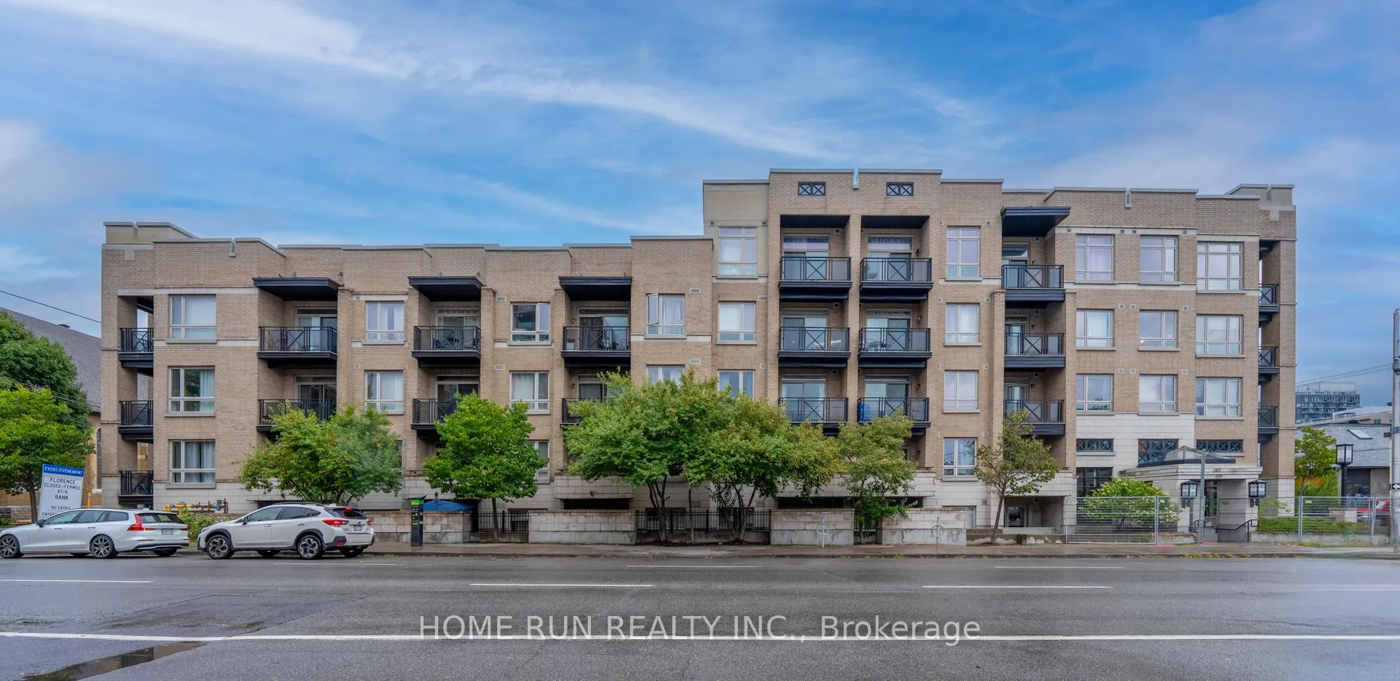 429 Kent Street, #210