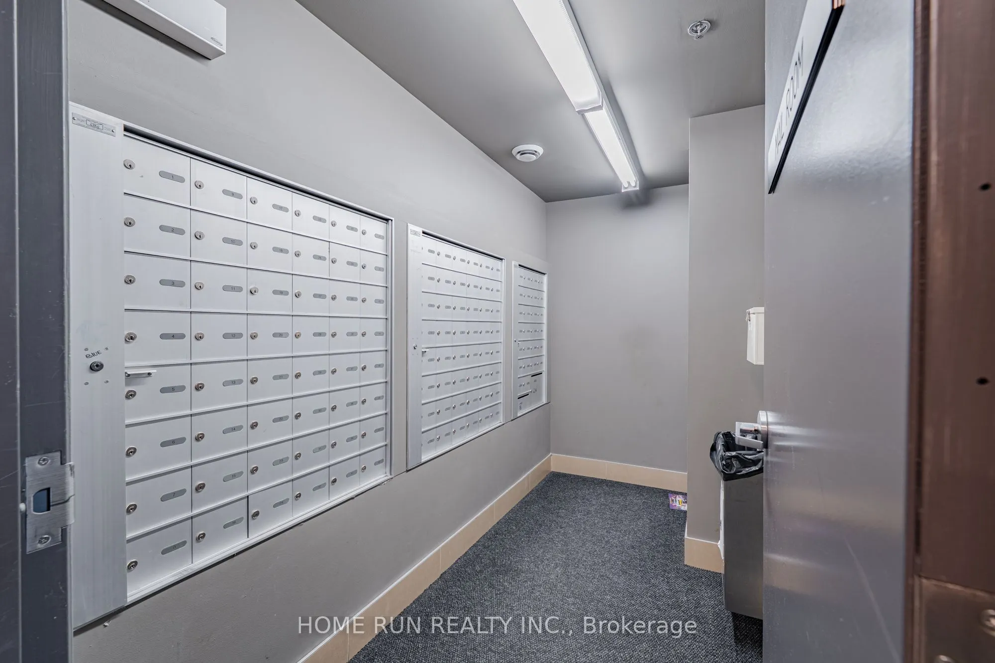 429 Kent Street, #210