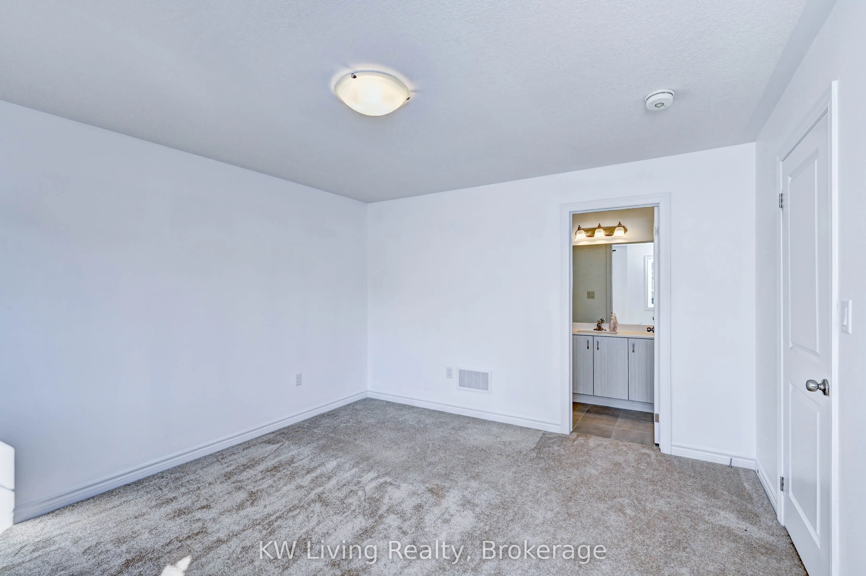 324 Equestrian Way, #26