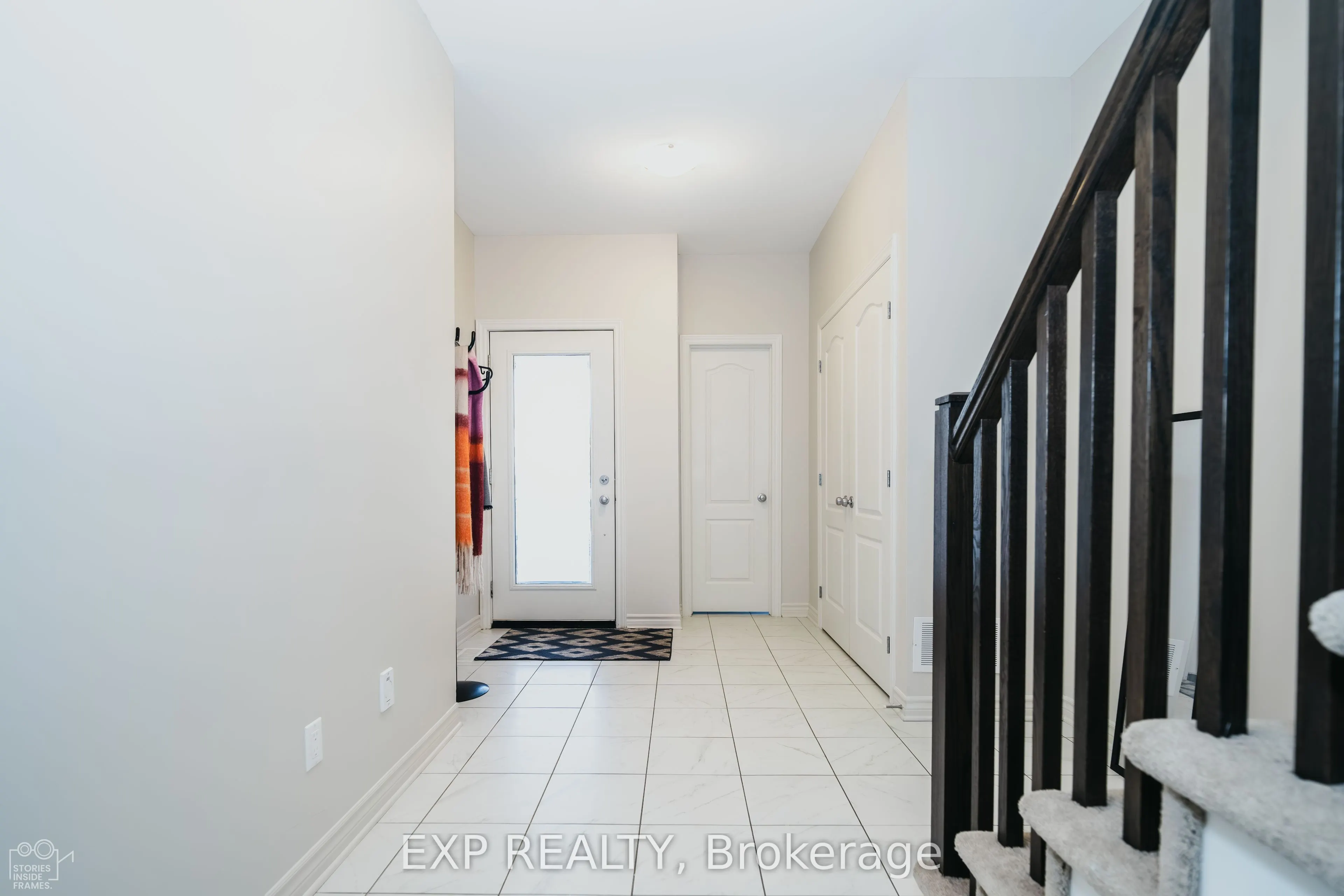 564 Labrador Crescent