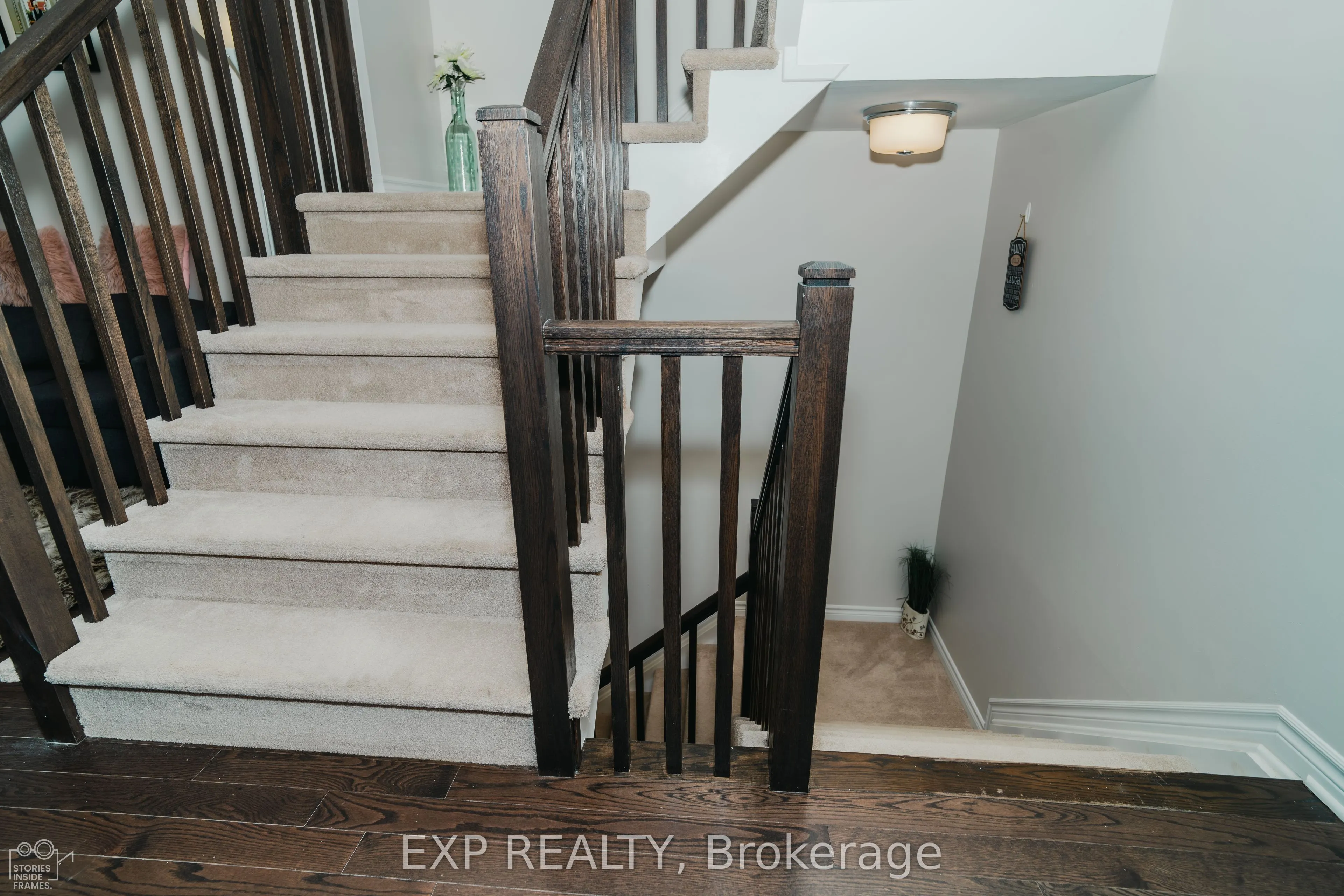564 Labrador Crescent