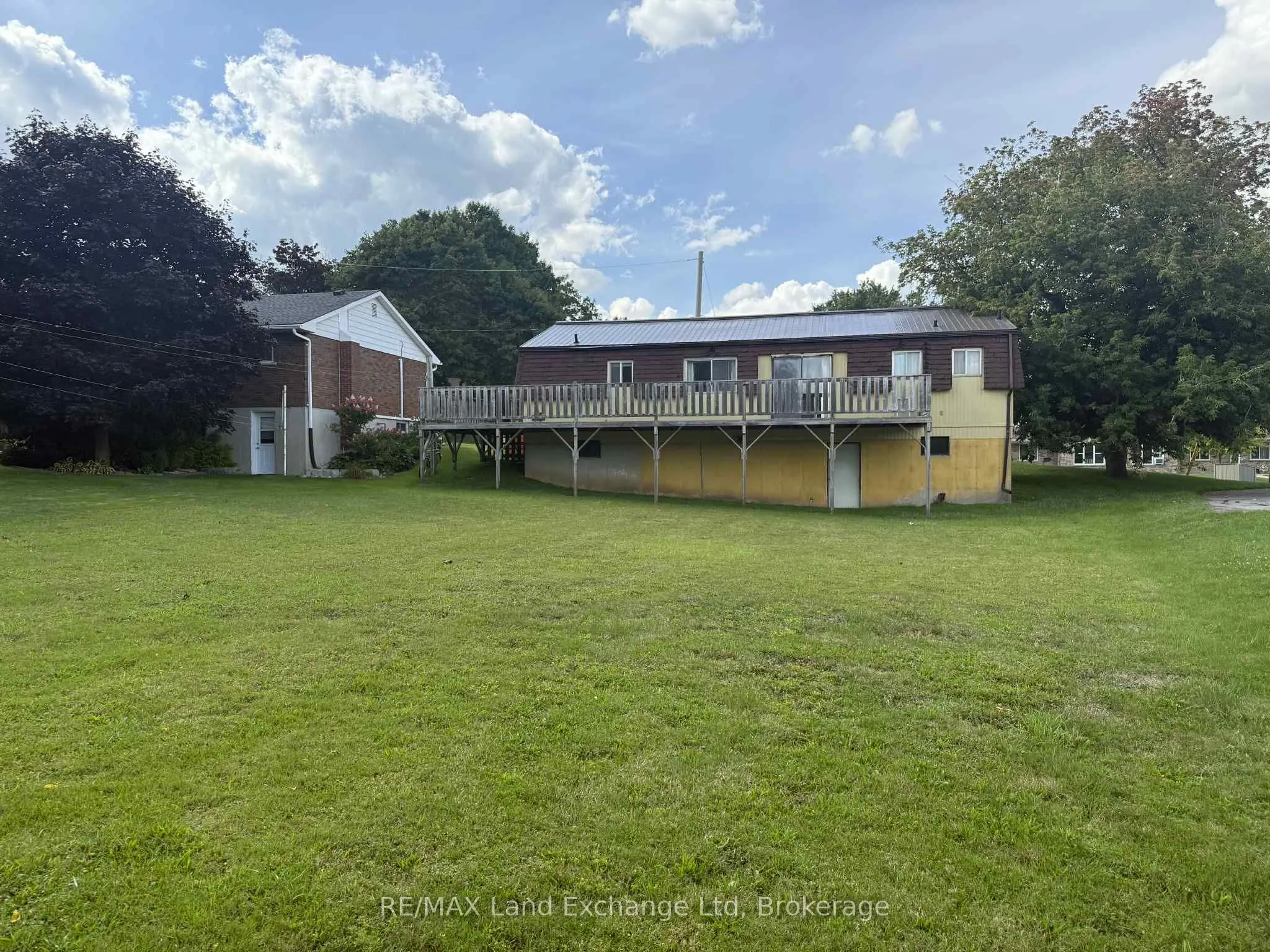 389 Catherine Street