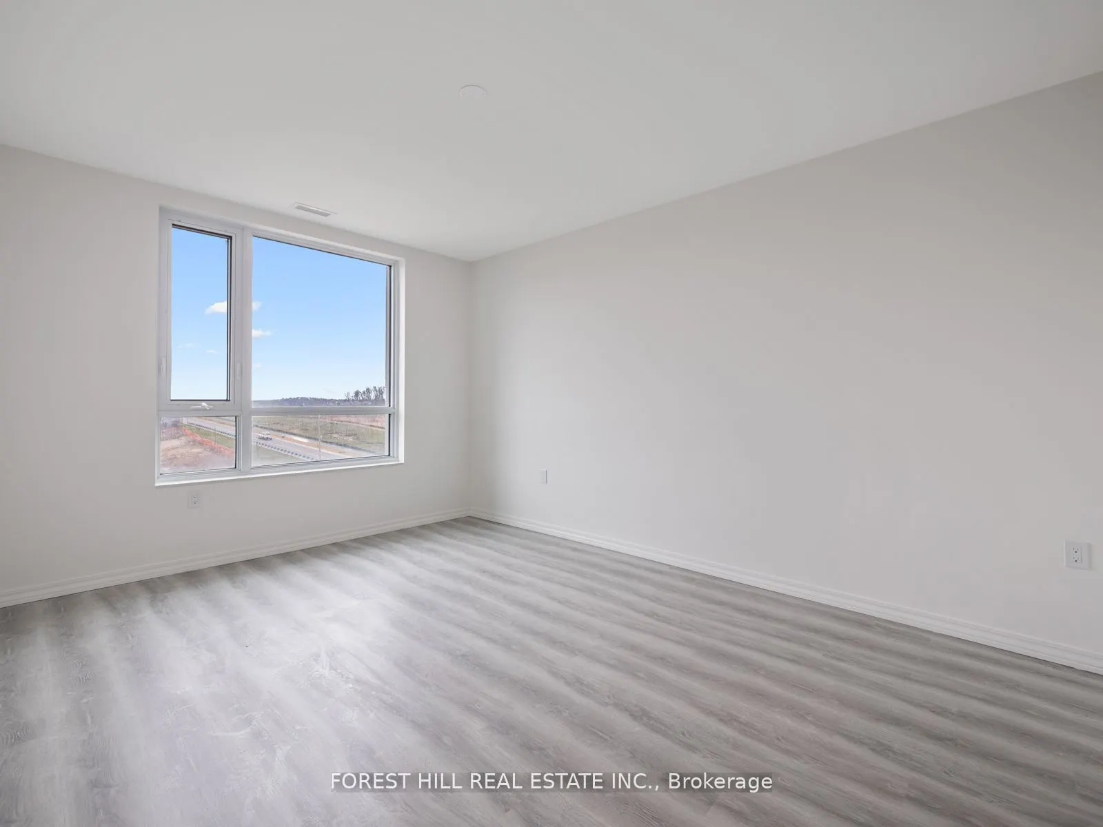 1098 Paisley Road, #709A