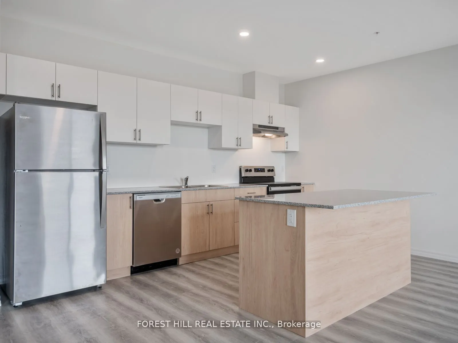 1098 Paisley Road, #709A