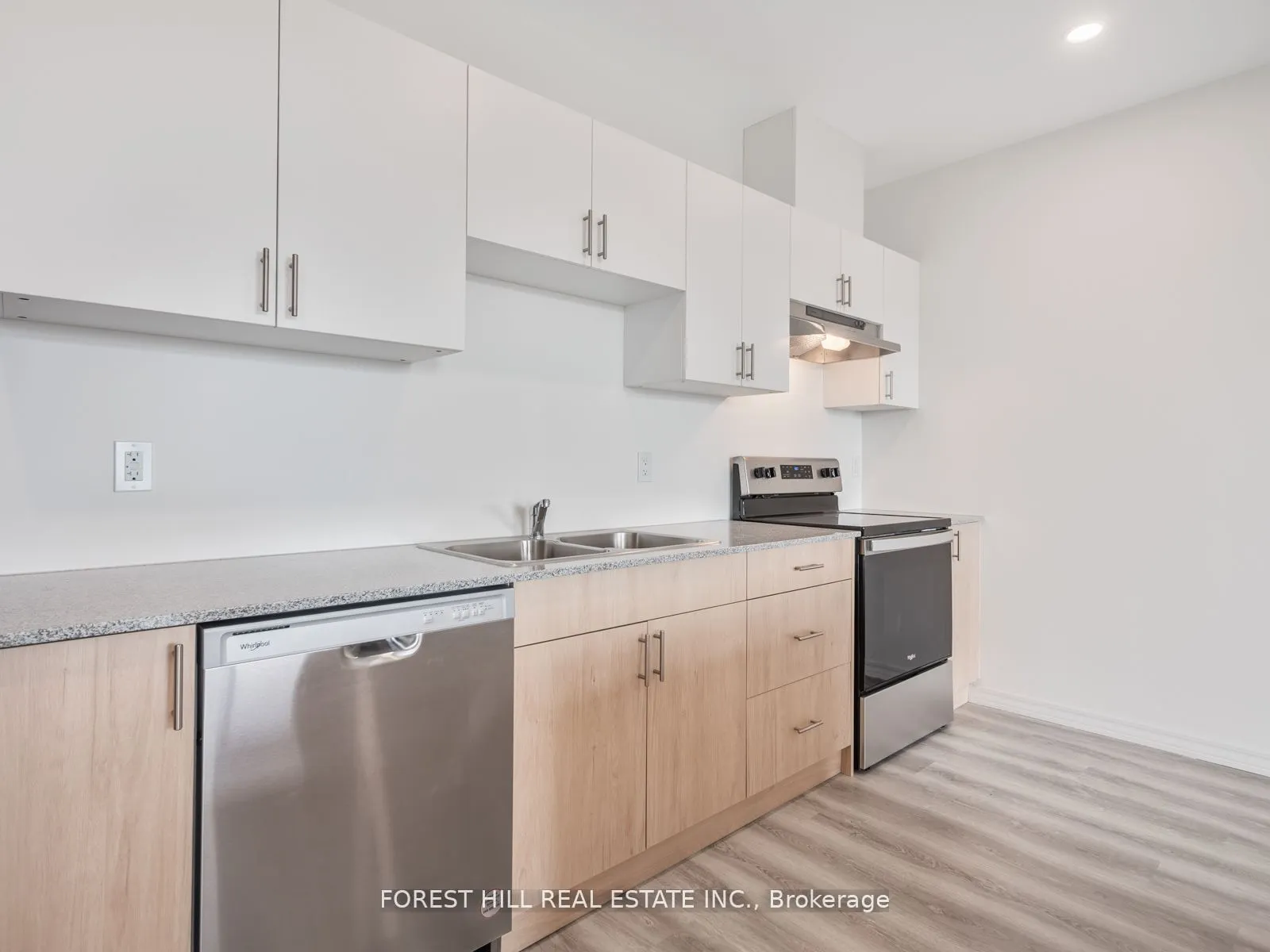 1098 Paisley Road, #709A