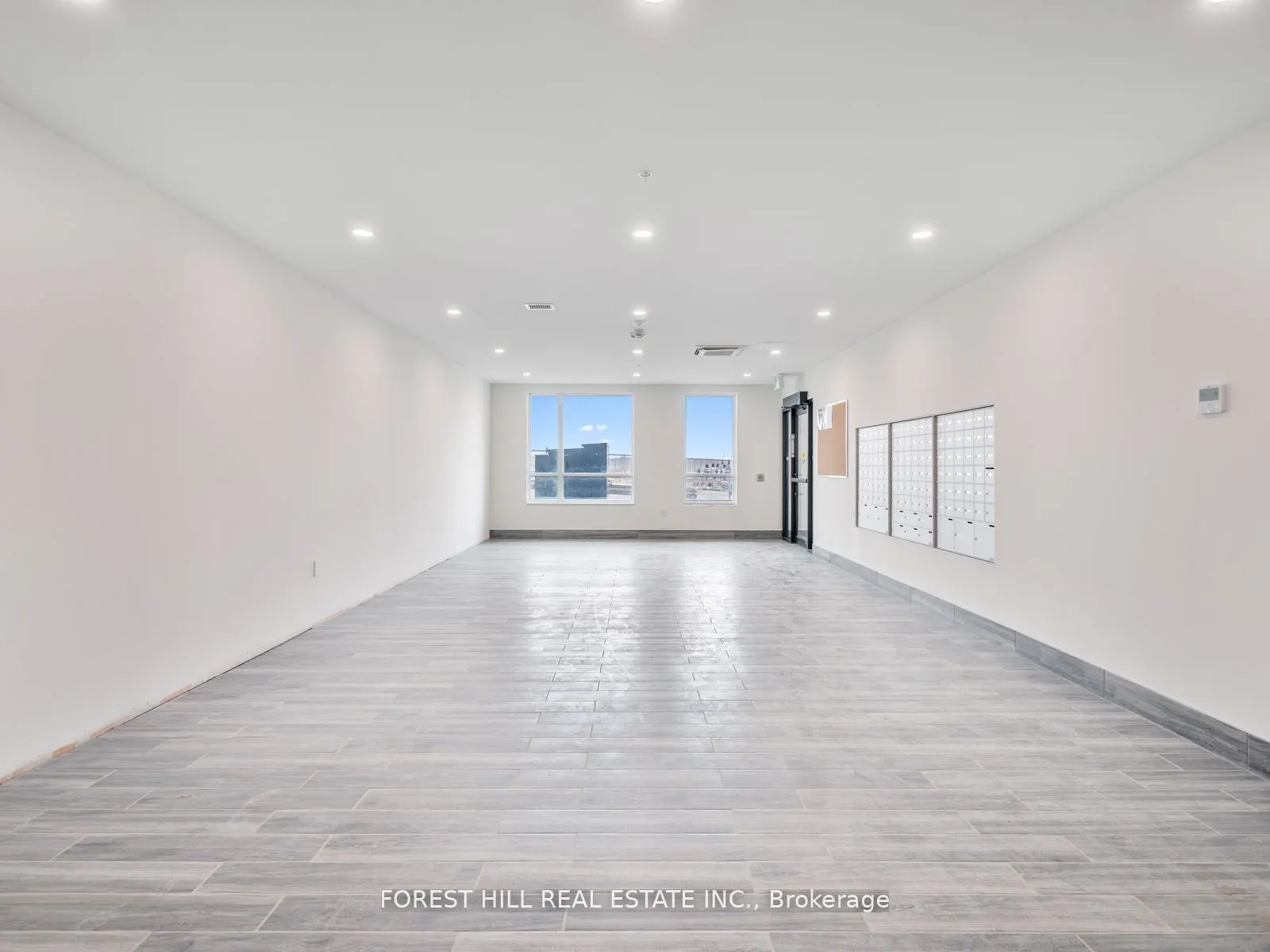 1098 Paisley Road, #709A