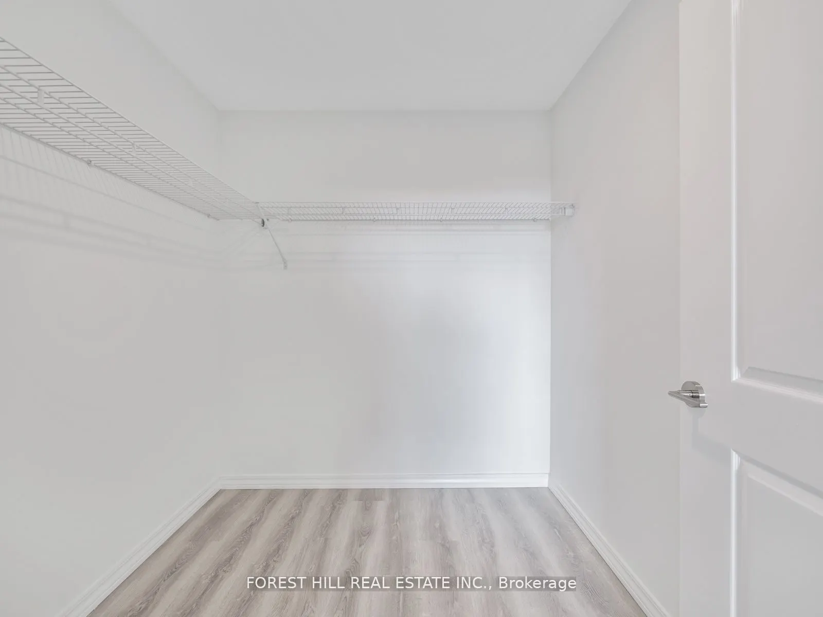 1098 Paisley Road, #709A