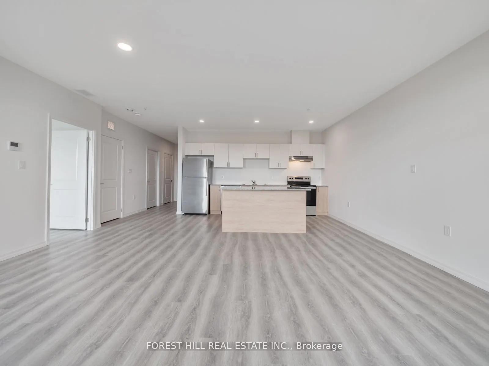 1098 Paisley Road, #709A