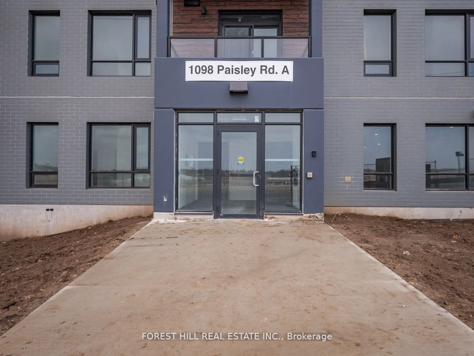1098 Paisley Road, #709A