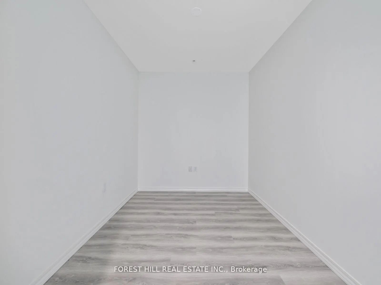 1098 Paisley Road, #709A