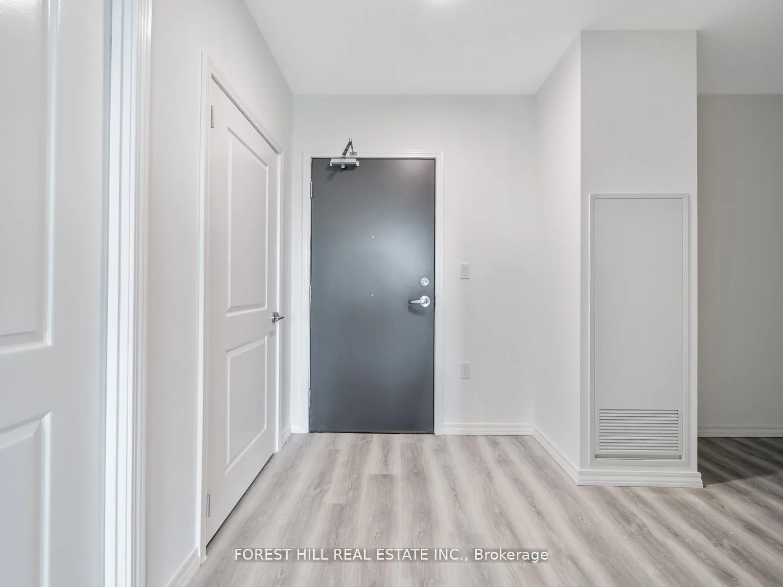 1098 Paisley Road, #709A