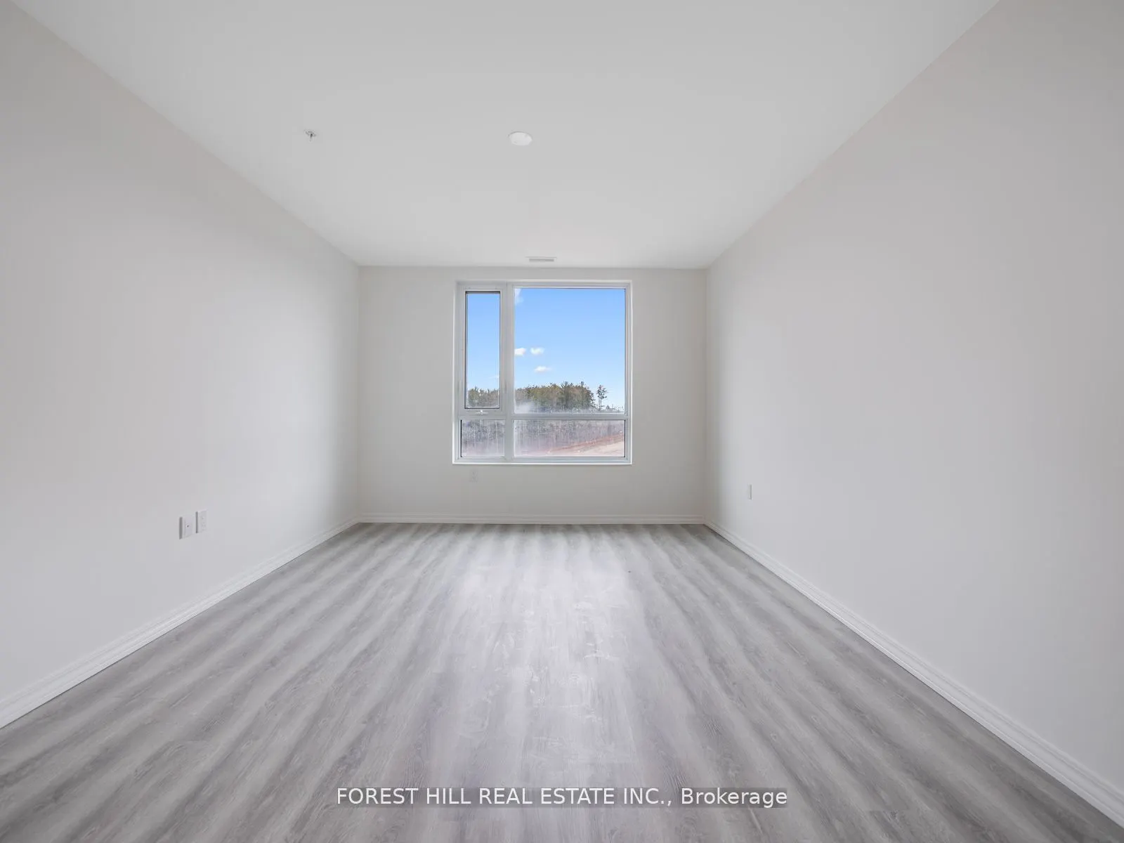 1098 Paisley Road, #709A
