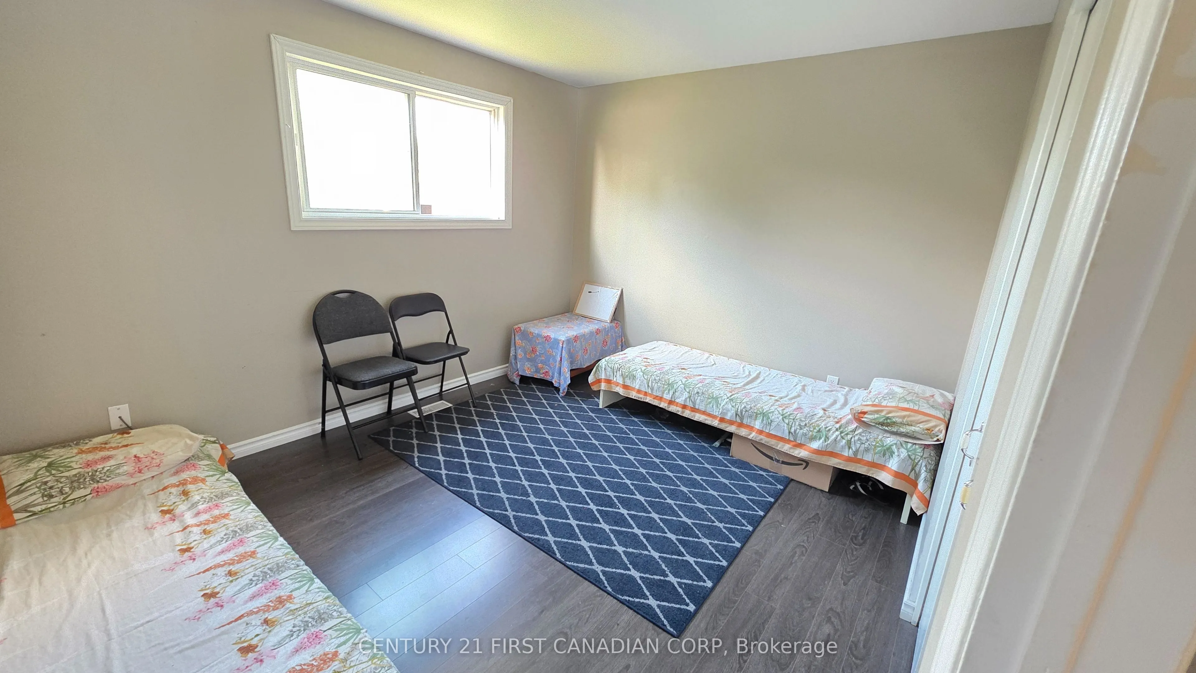 2 Muriel Crescent