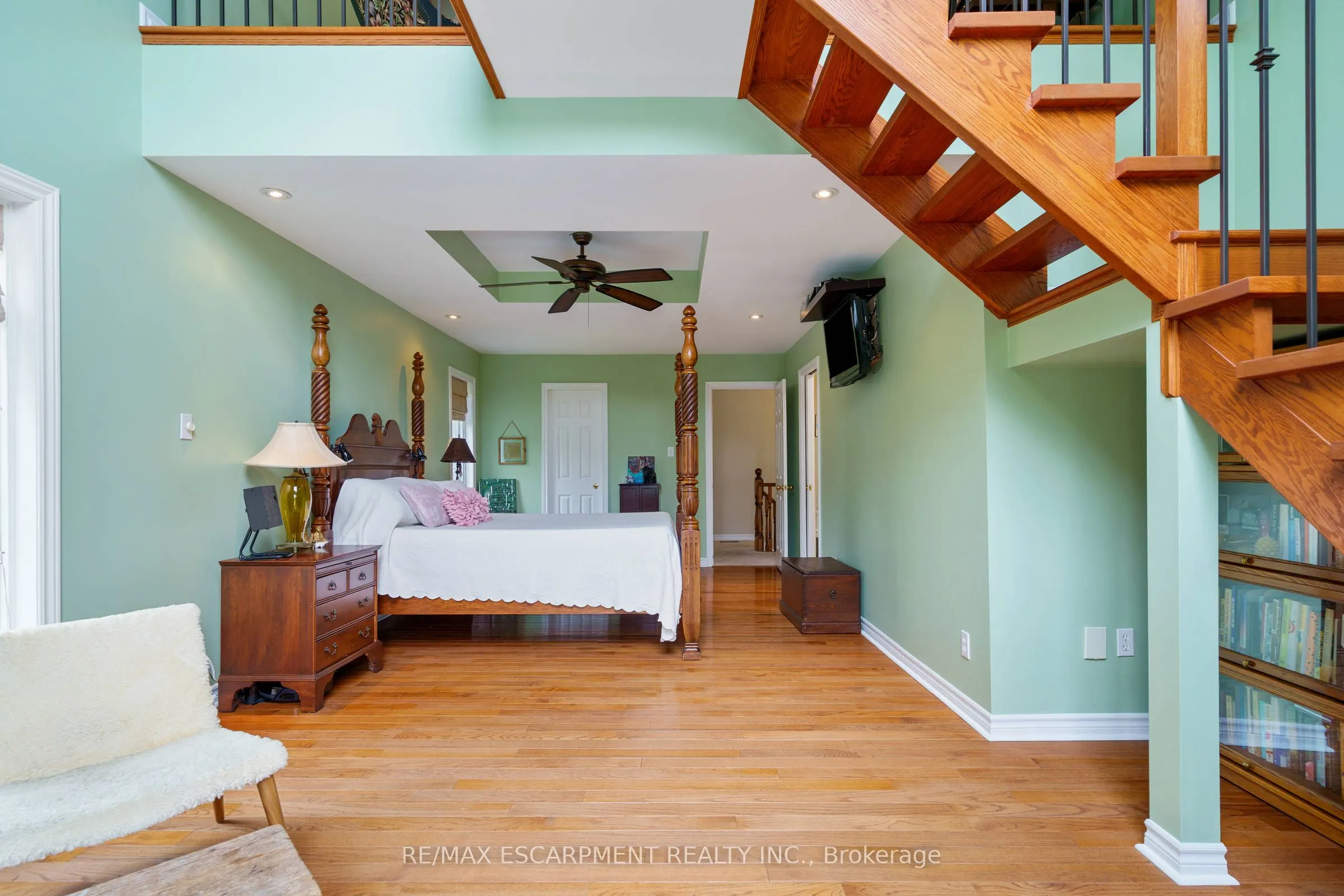 1166 Westbrook Road
