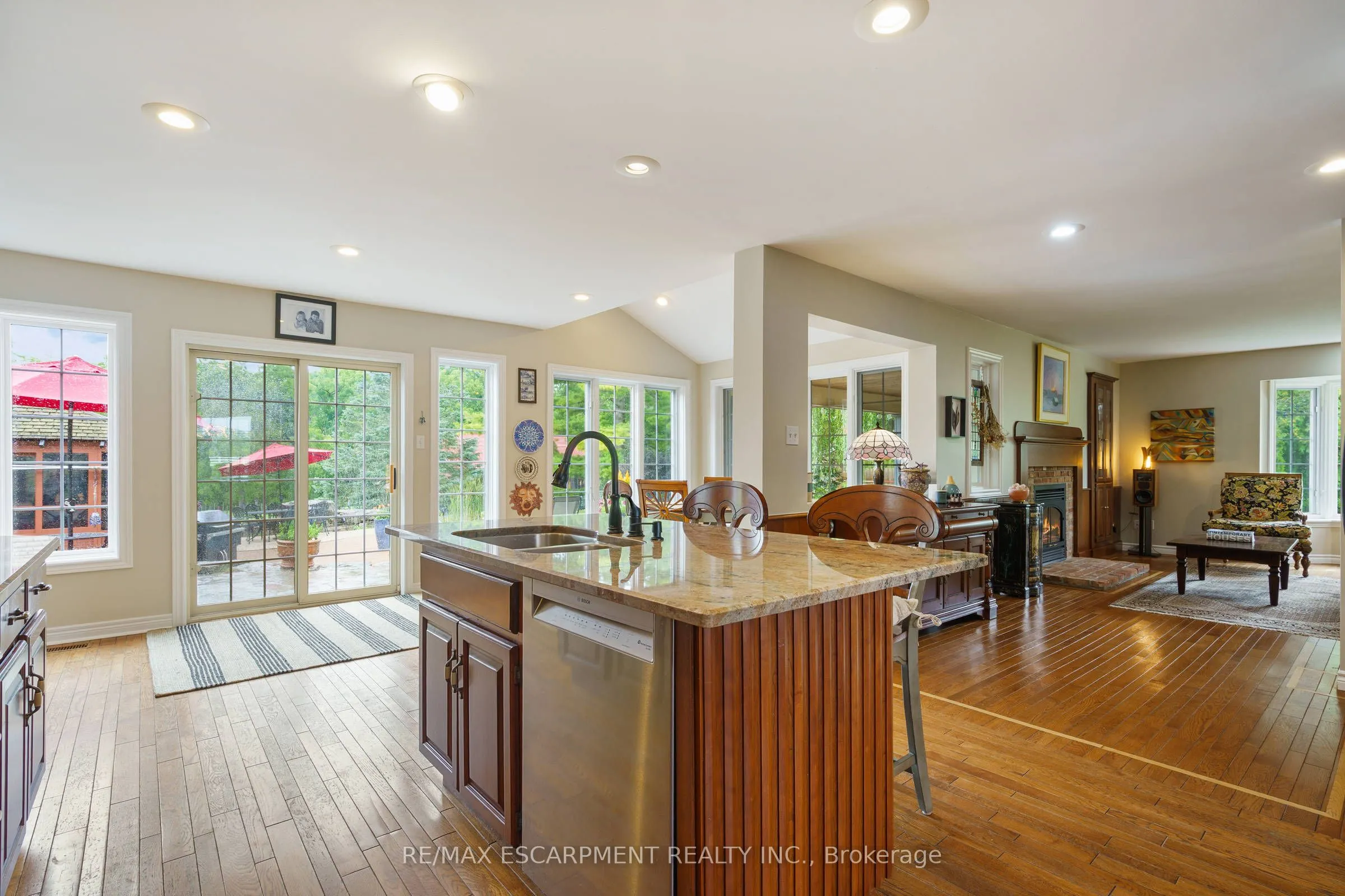 1166 Westbrook Road