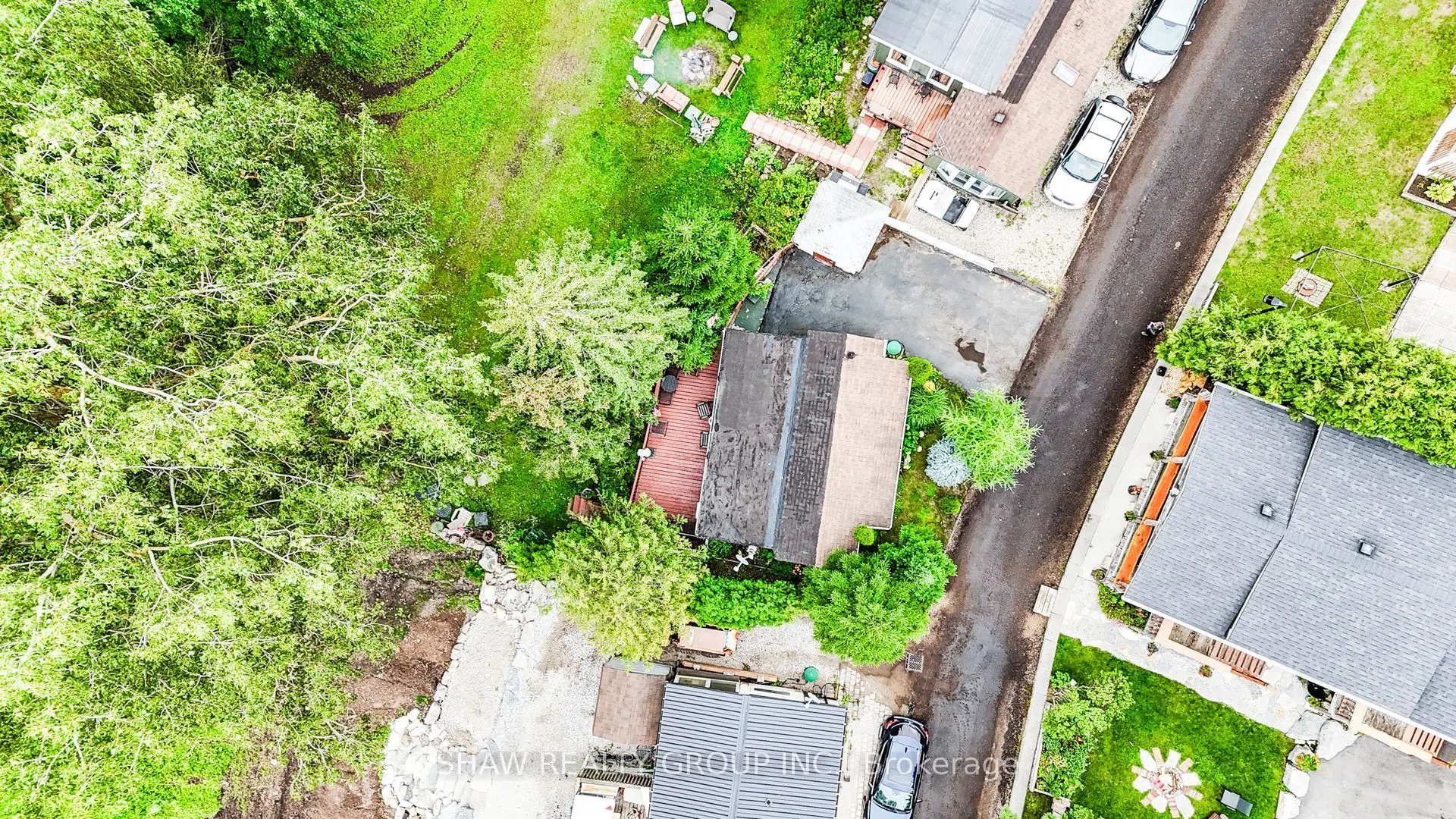 691 Oak Crescent
