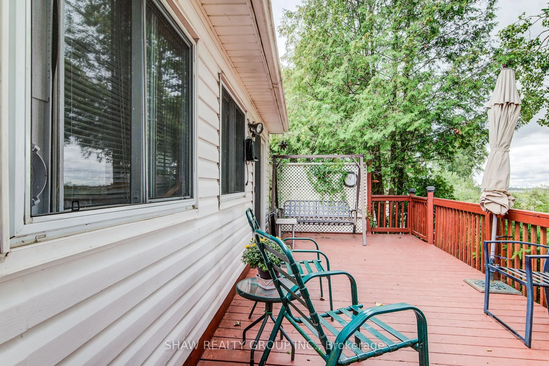 691 Oak Crescent