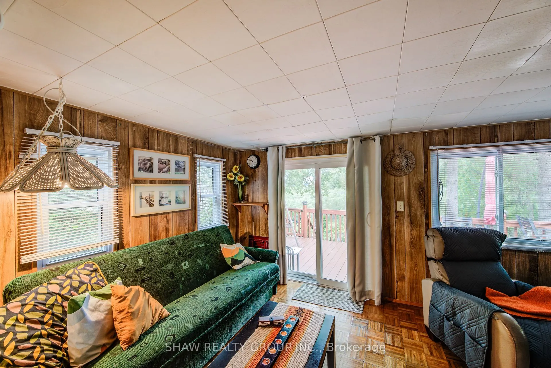 691 Oak Crescent