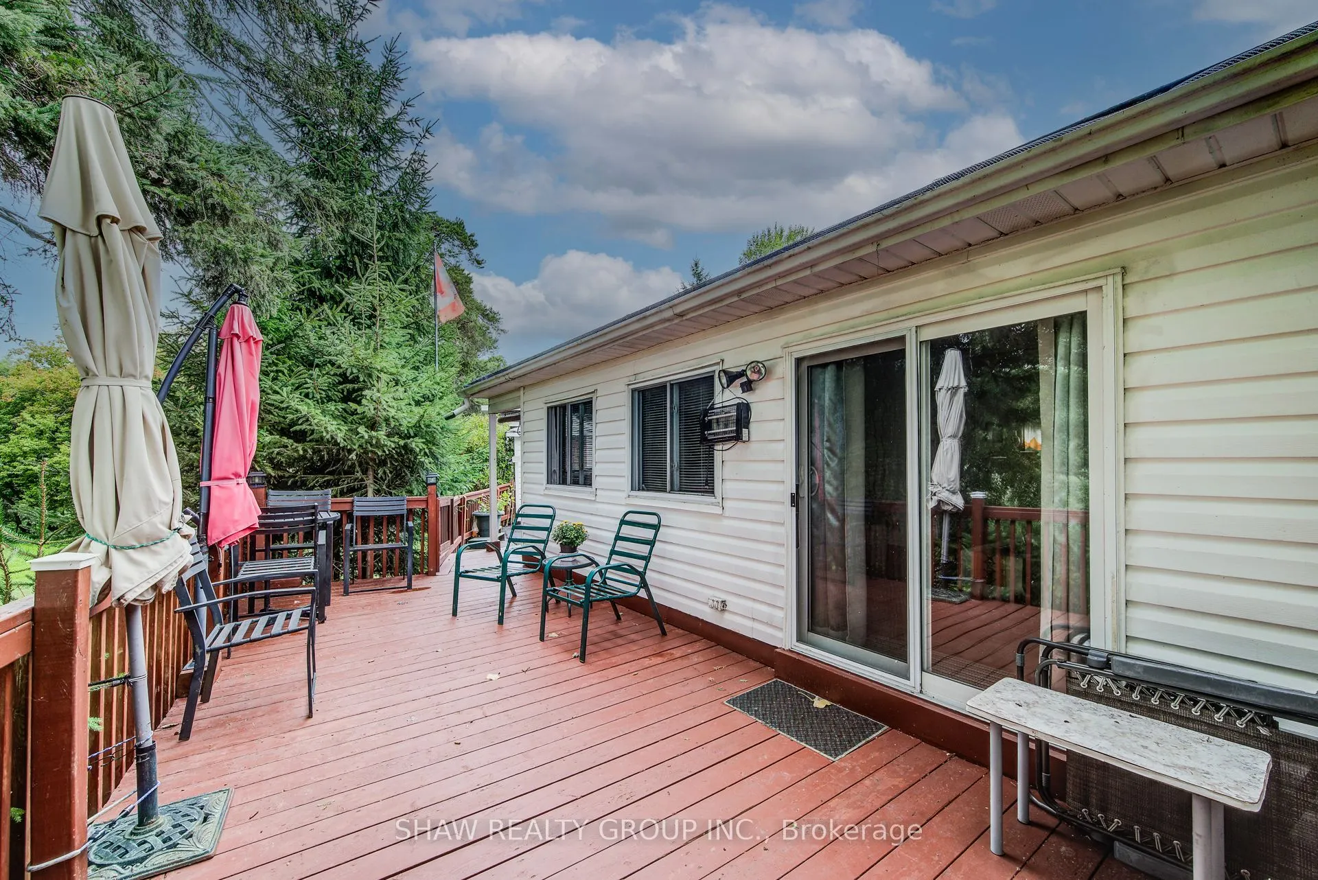 691 Oak Crescent