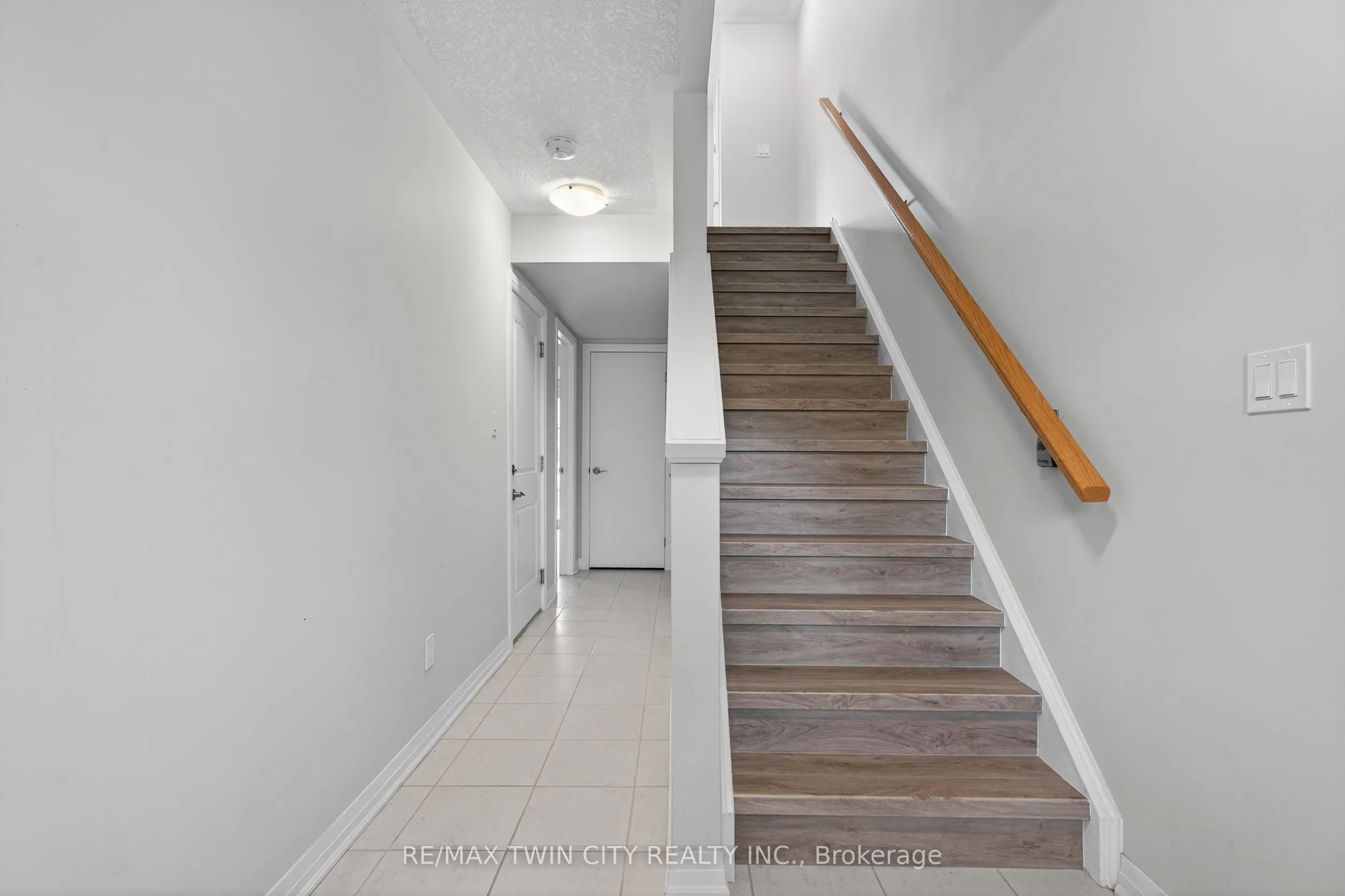 311 Woolwich Street, #43